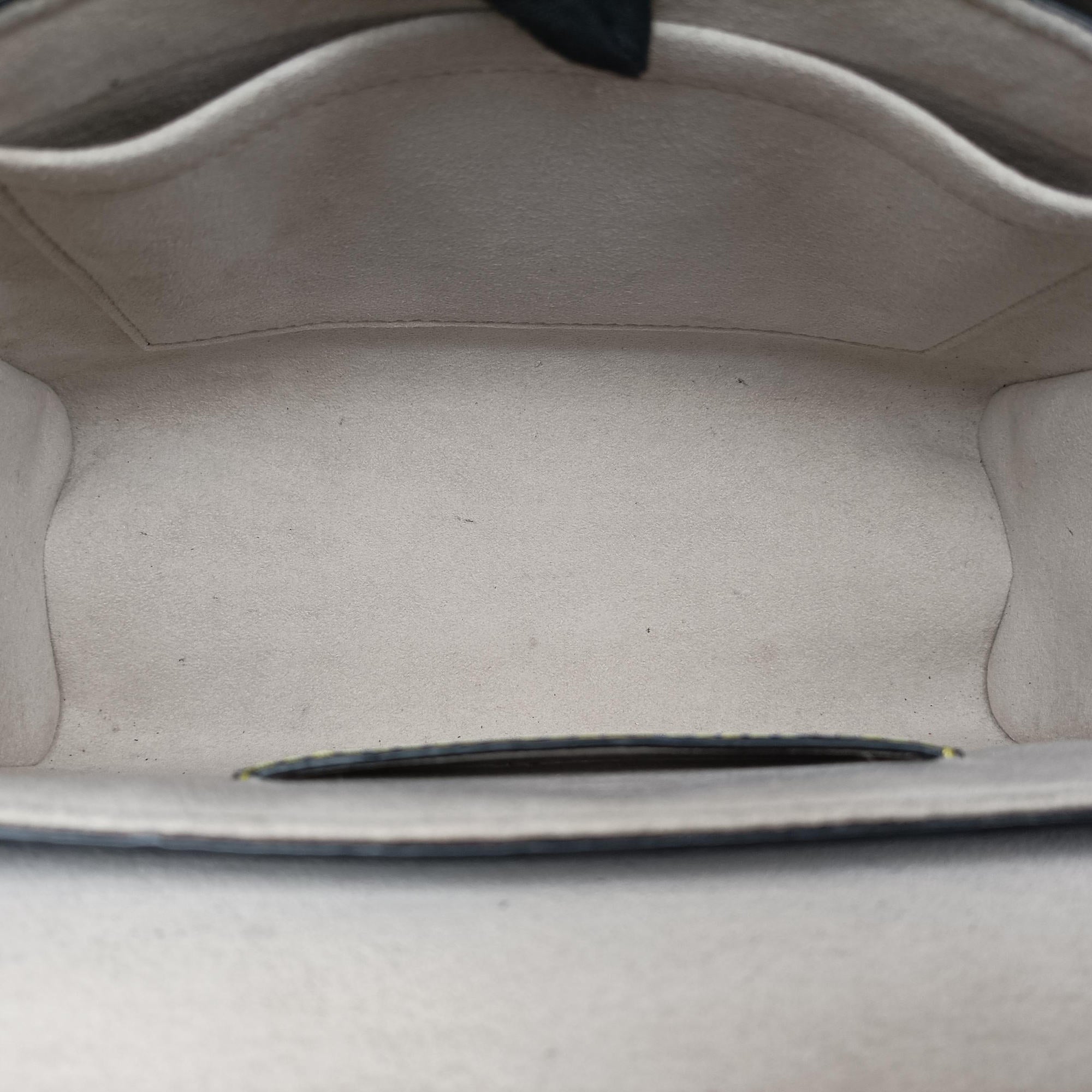 Vintage Louis Vuitton Portefeuille Twist Denim blue Epi M61036 shoulderbag | stylenewstar