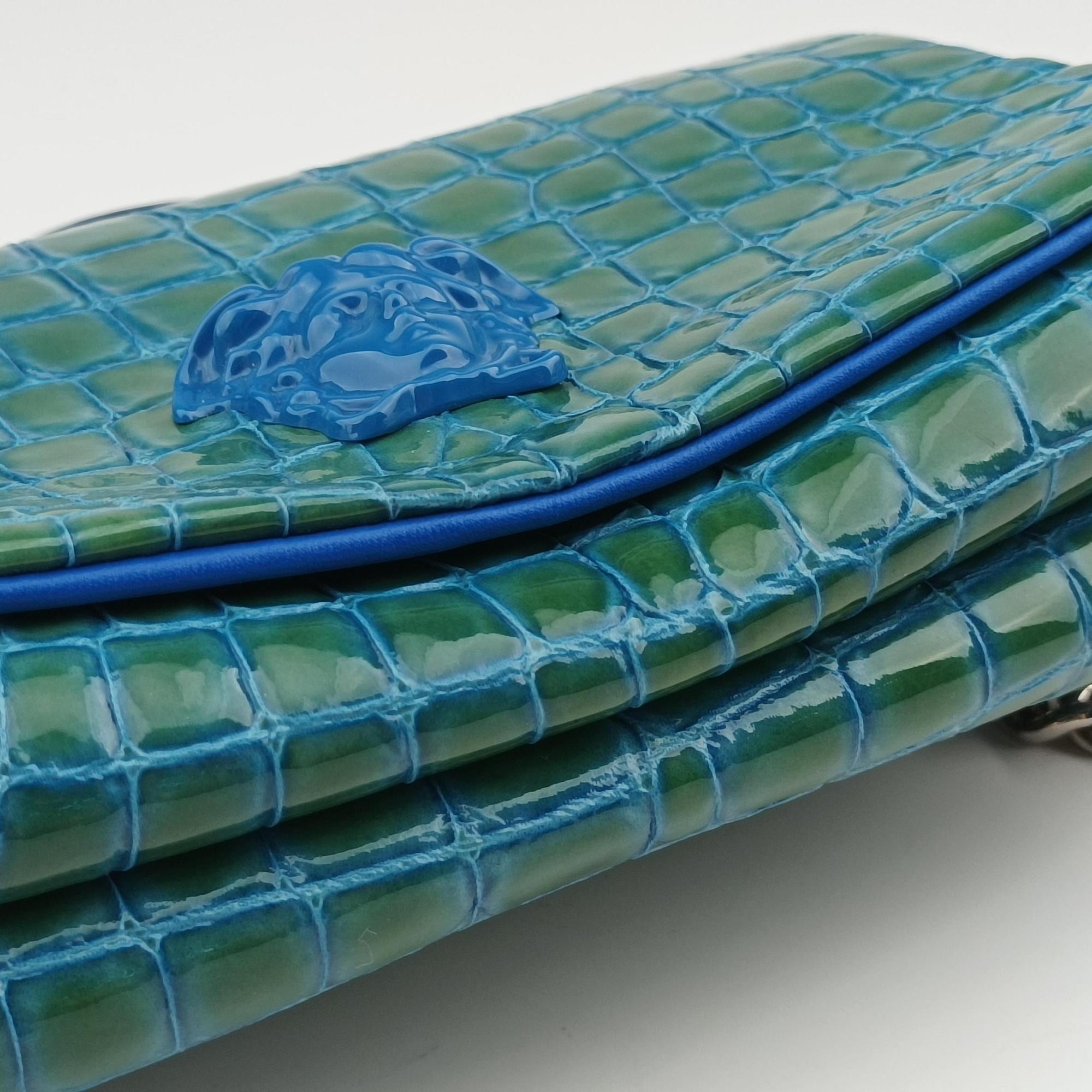 Pre-owned VERSACE La Medusa Blue Croc-Effect Embossed Calf Leather  shoulderbag | stylenewstar