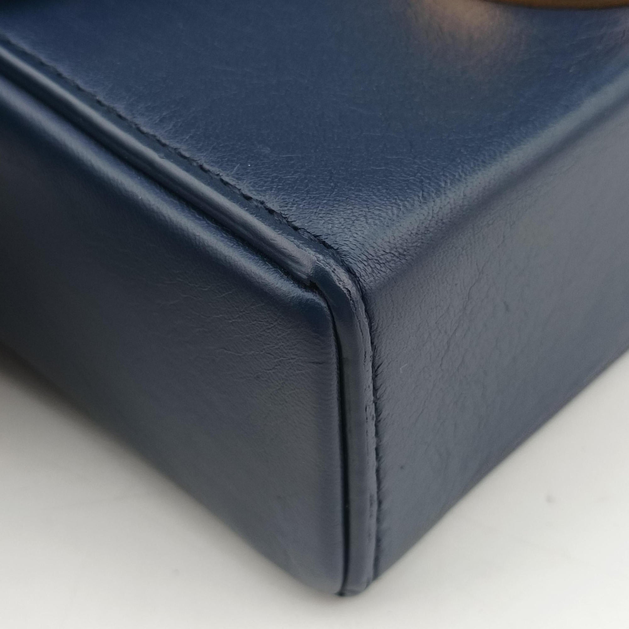 Pre-owned Christian Dior 30 MONTAIGNE Navy Leather  shoulderbag | stylenewstar