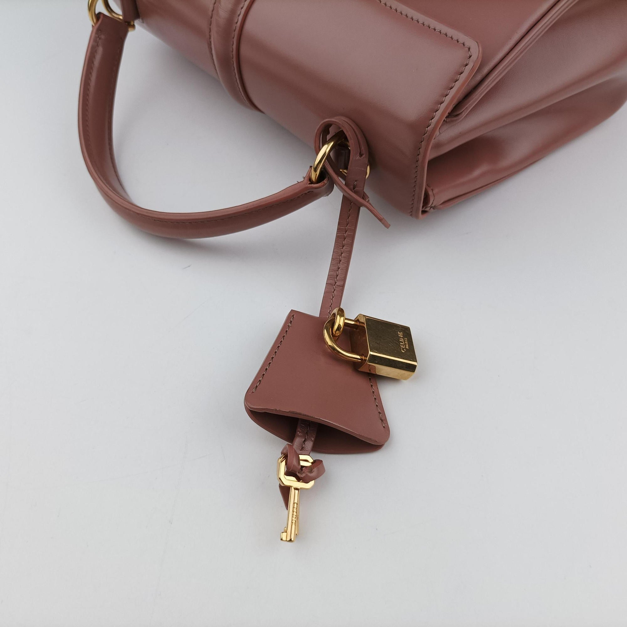 Pre-owned Celine 16 Bag Nude Calfskin 188003 shoulderbag | stylenewstar