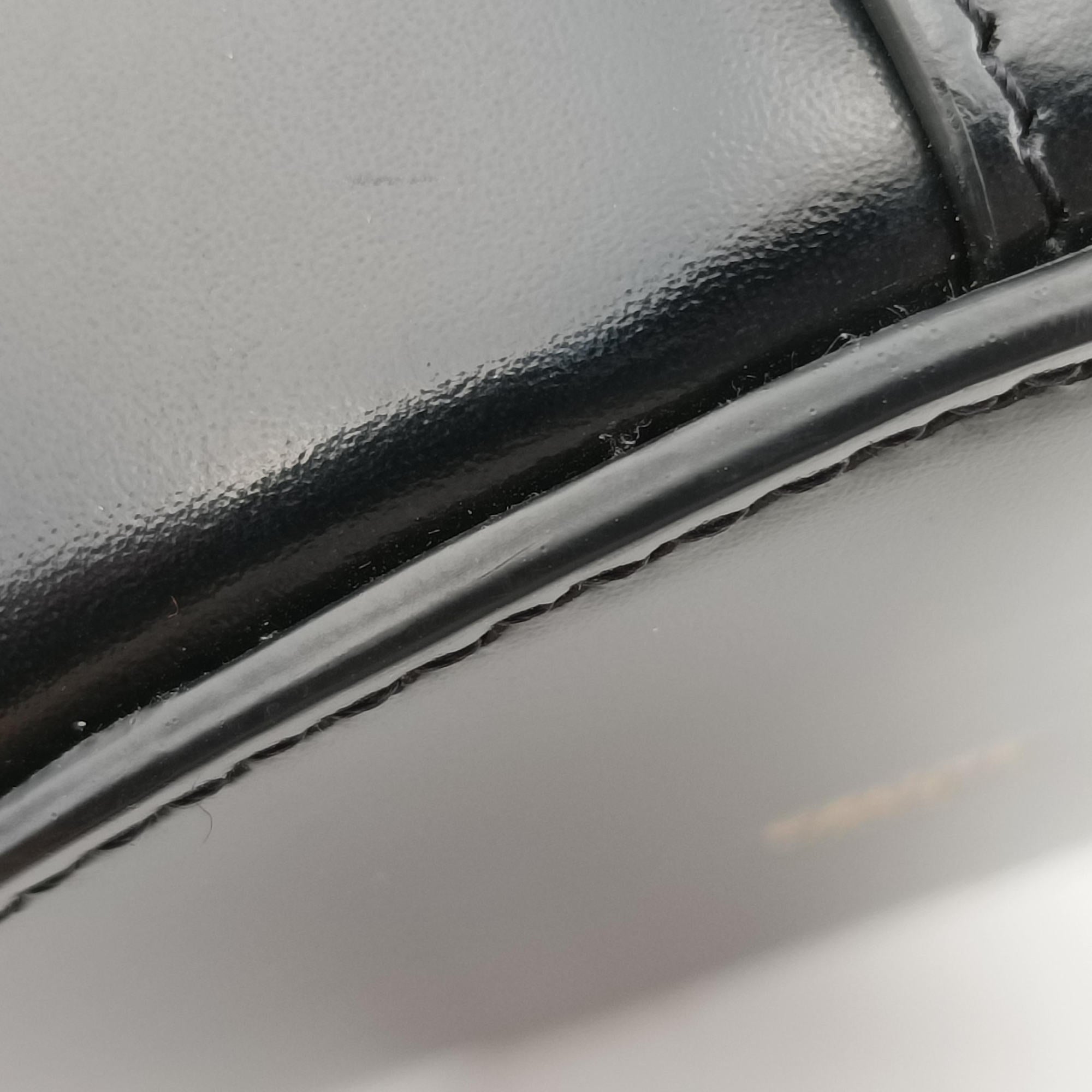 Pre-owned Celine Small Bucket Cuir Triomphe Black Smooth Calfskin 110423 shoulderbag | stylenewstar