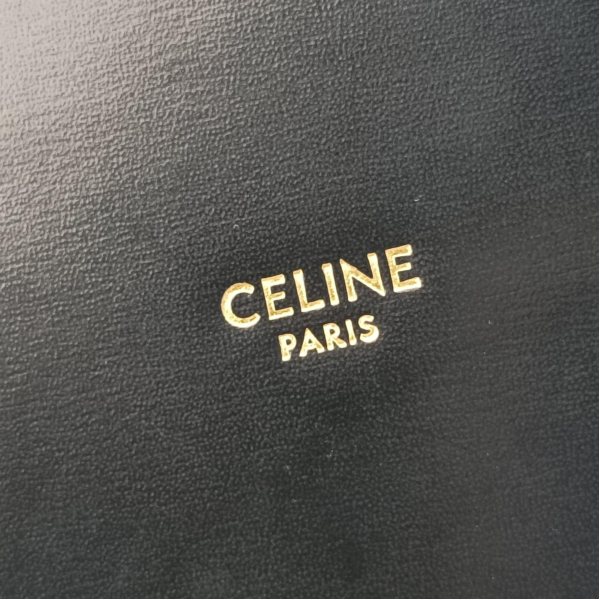 Pre-owned Celine Small Bucket Cuir Triomphe Black Smooth Calfskin 110423 shoulderbag | stylenewstar