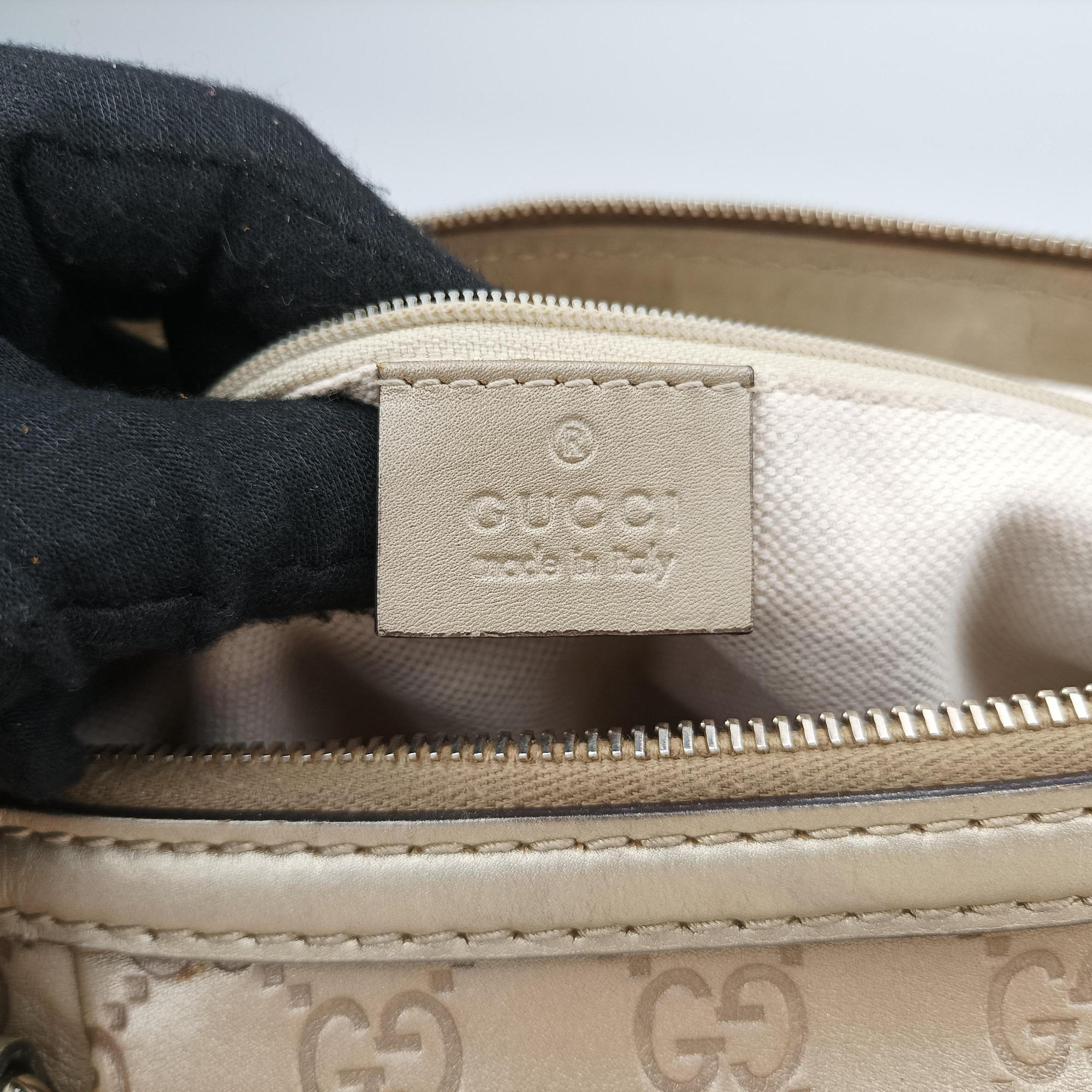 Secondhand Gucci Sukey Golden Leather 247902 shoulderbag | stylenewstar
