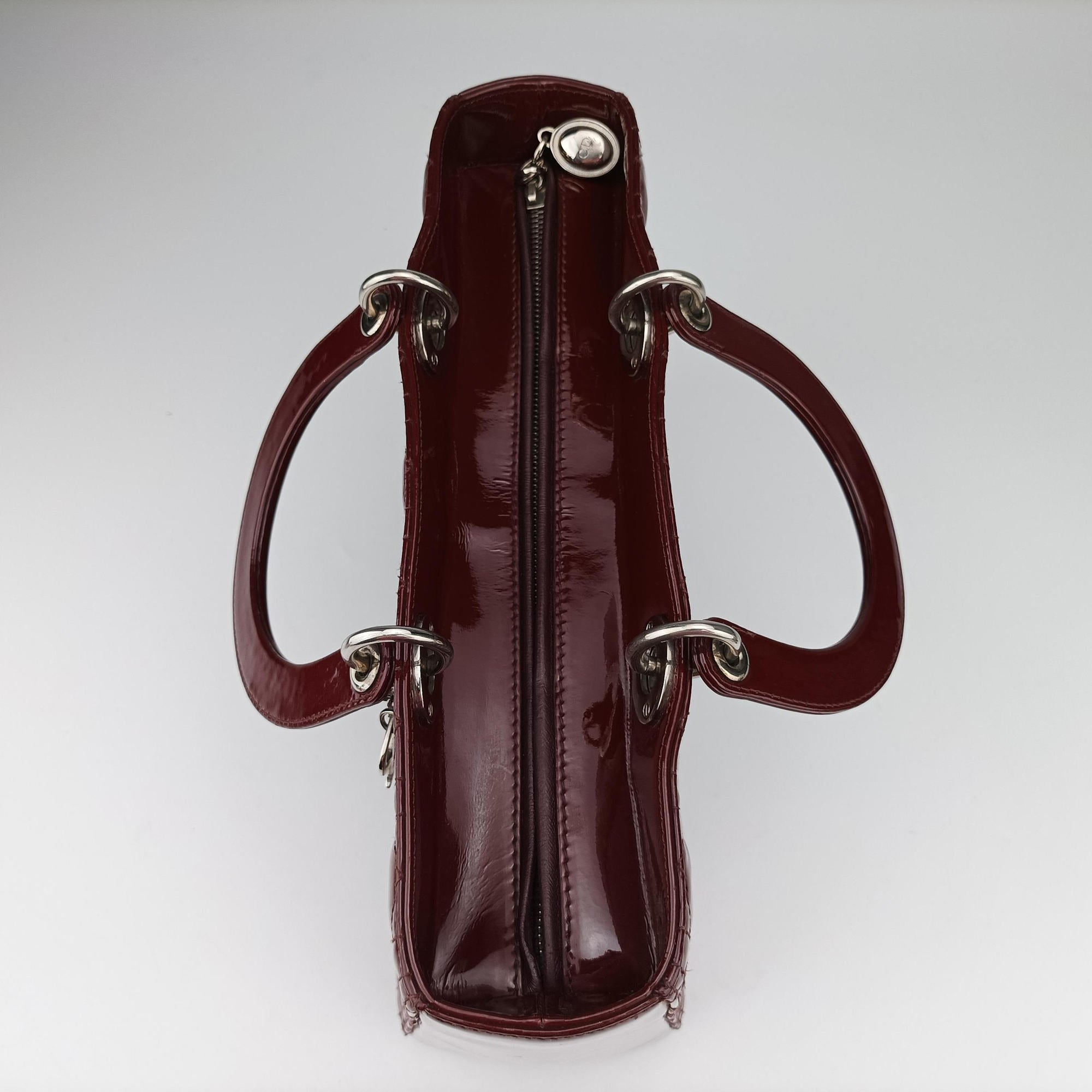 Secondhand Christian Dior Lady Dior Burgundy patent  shoulderbag | stylenewstar