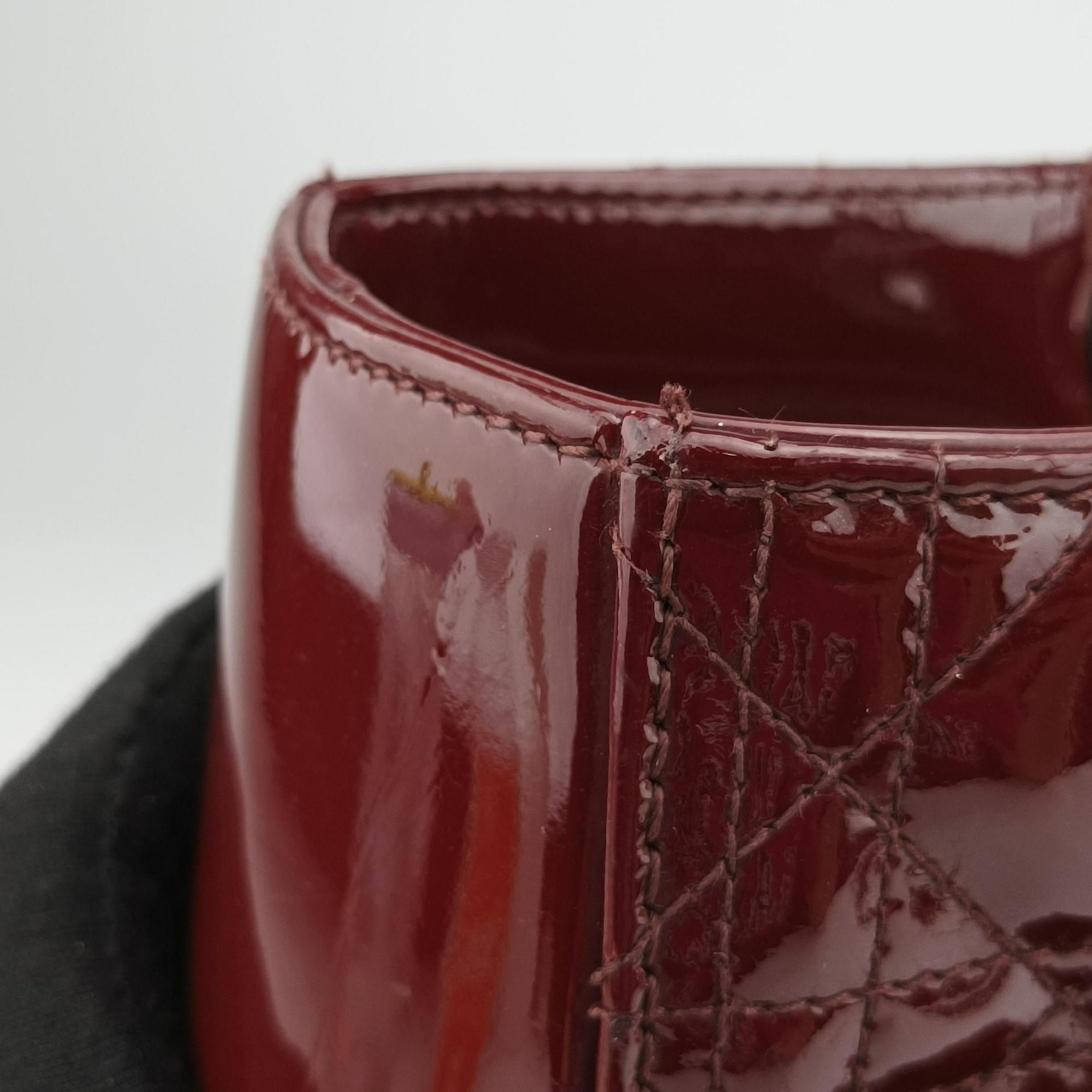 Secondhand Christian Dior Lady Dior Burgundy patent  shoulderbag | stylenewstar