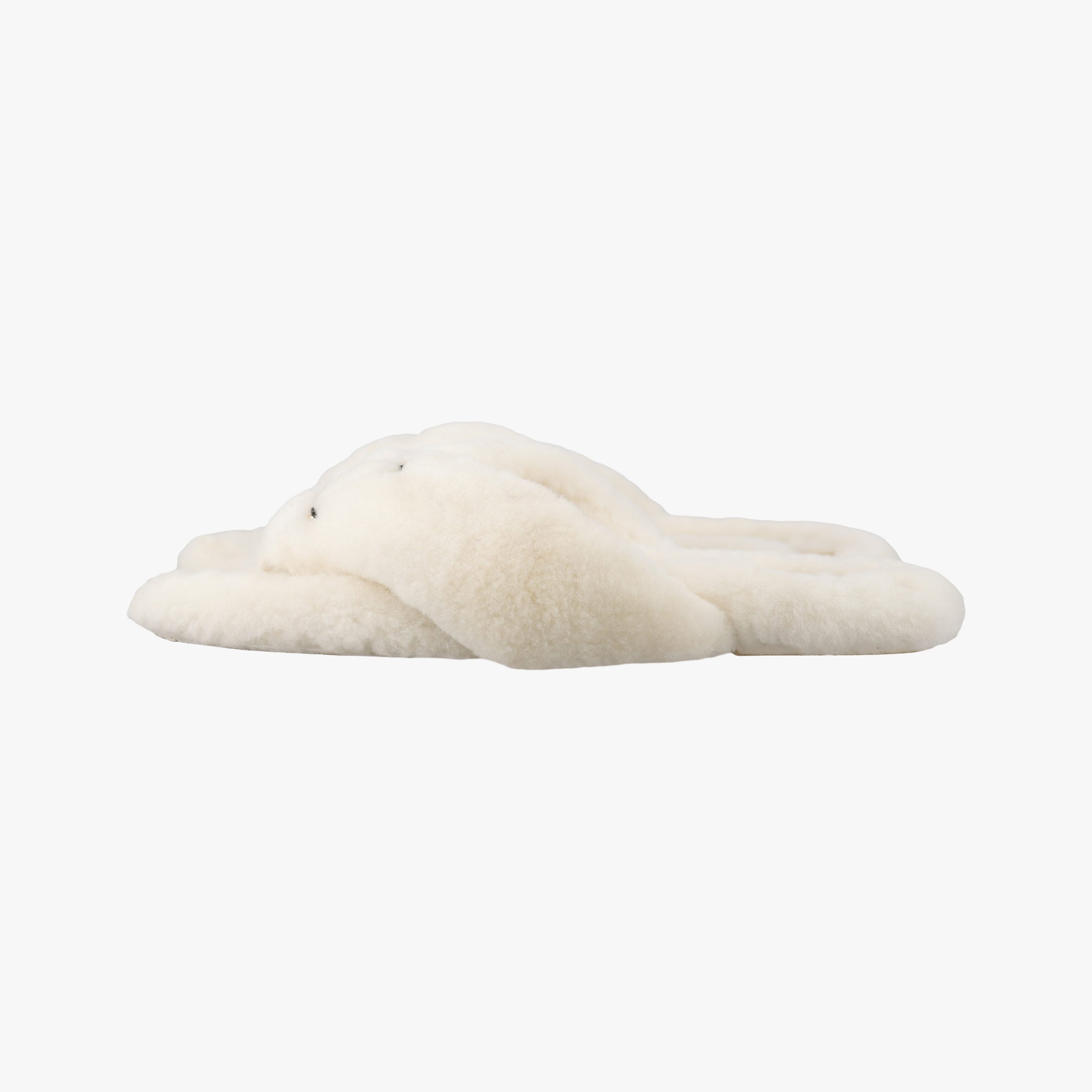 Pre-owned Chanel Chanel 19 Ivory Shearling × Lambskin  sneakers | stylenewstar