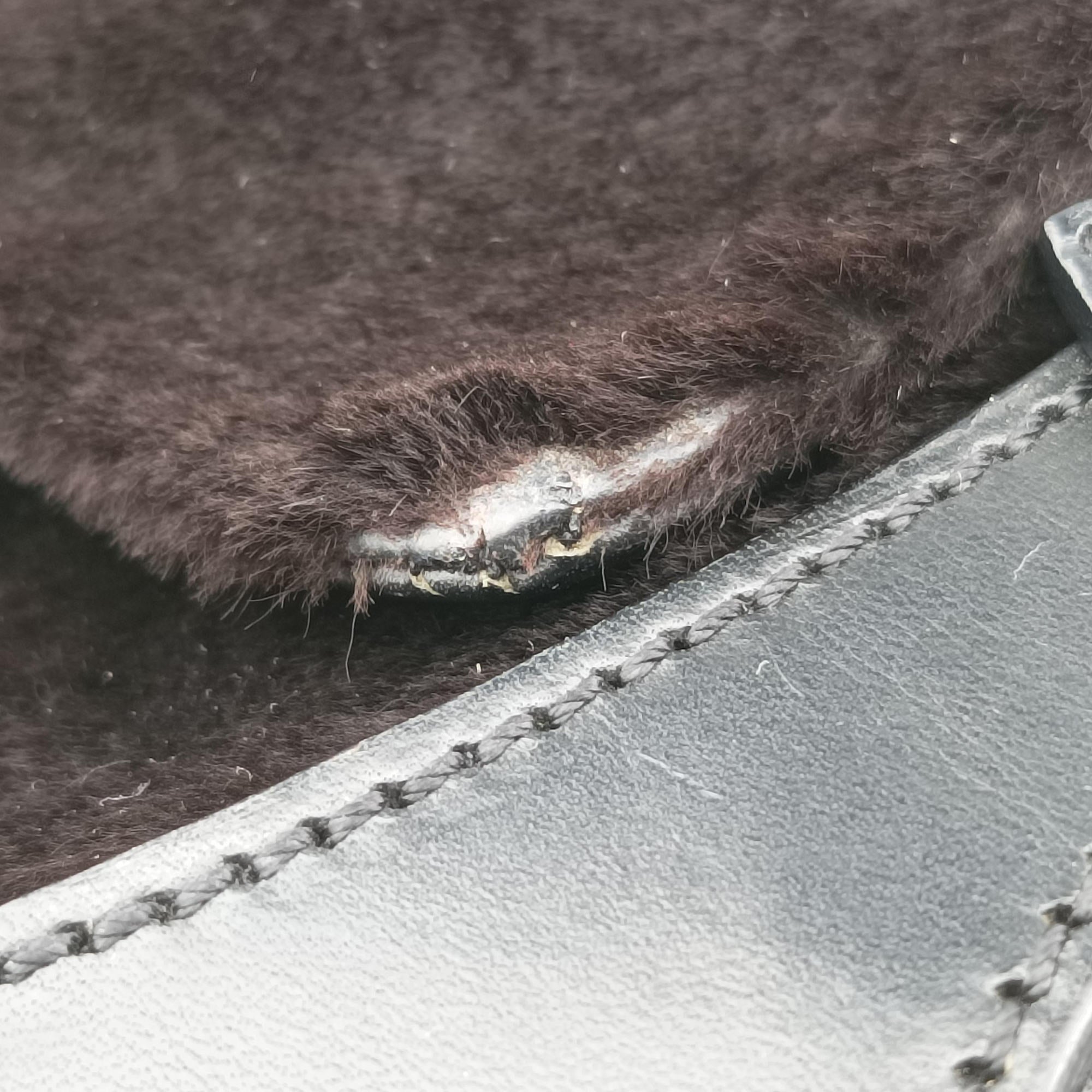 Pre-owned Fendi B Mix Black Leather×Mink fur 8BR429 handbag | stylenewstar