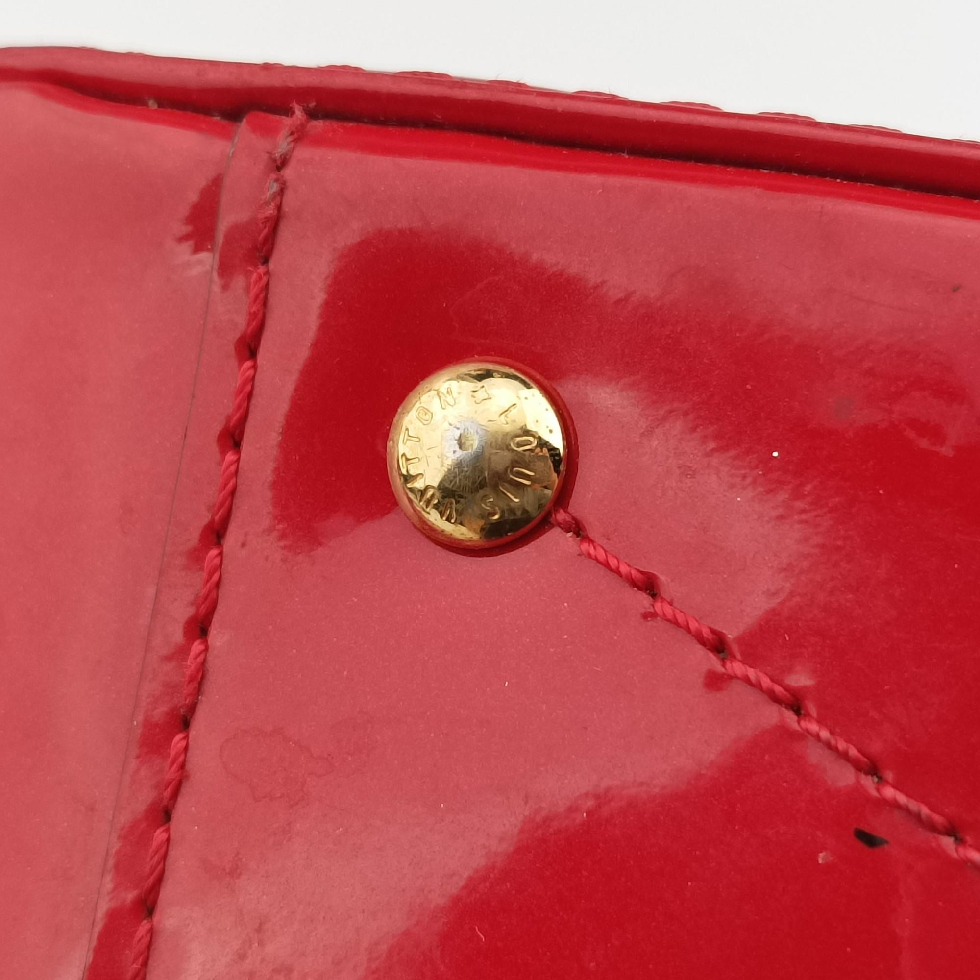 Pre-owned Louis Vuitton PASADENA CERISE Vernis M90944 shoulderbag | stylenewstar