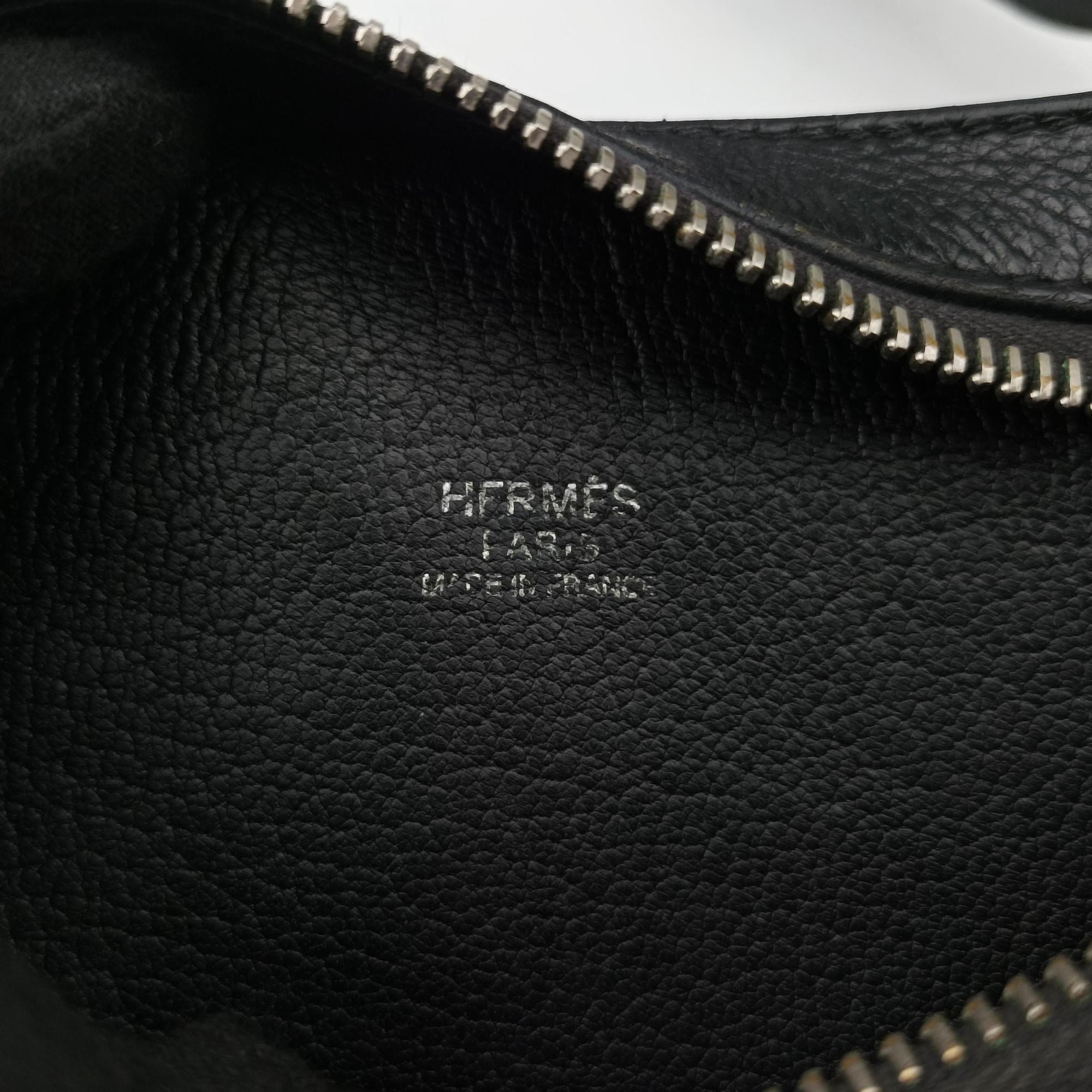 Pre-owned Hermes Chiquita 90 Black Evergrain Leather  bum bag/waist bag | stylenewstar