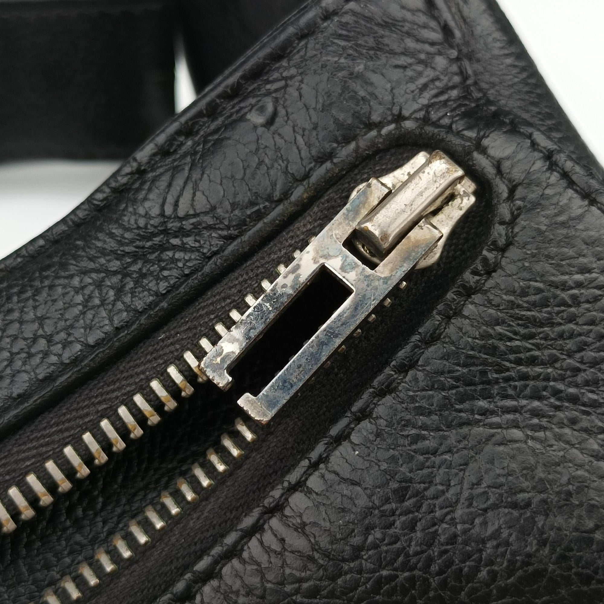 Pre-owned Hermes Chiquita 90 Black Evergrain Leather  bum bag/waist bag | stylenewstar