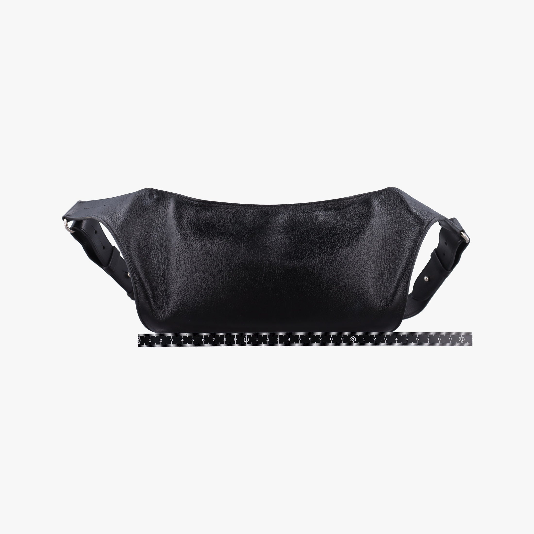 Pre-owned Hermes Chiquita 90 Black Evergrain Leather  bum bag/waist bag | stylenewstar