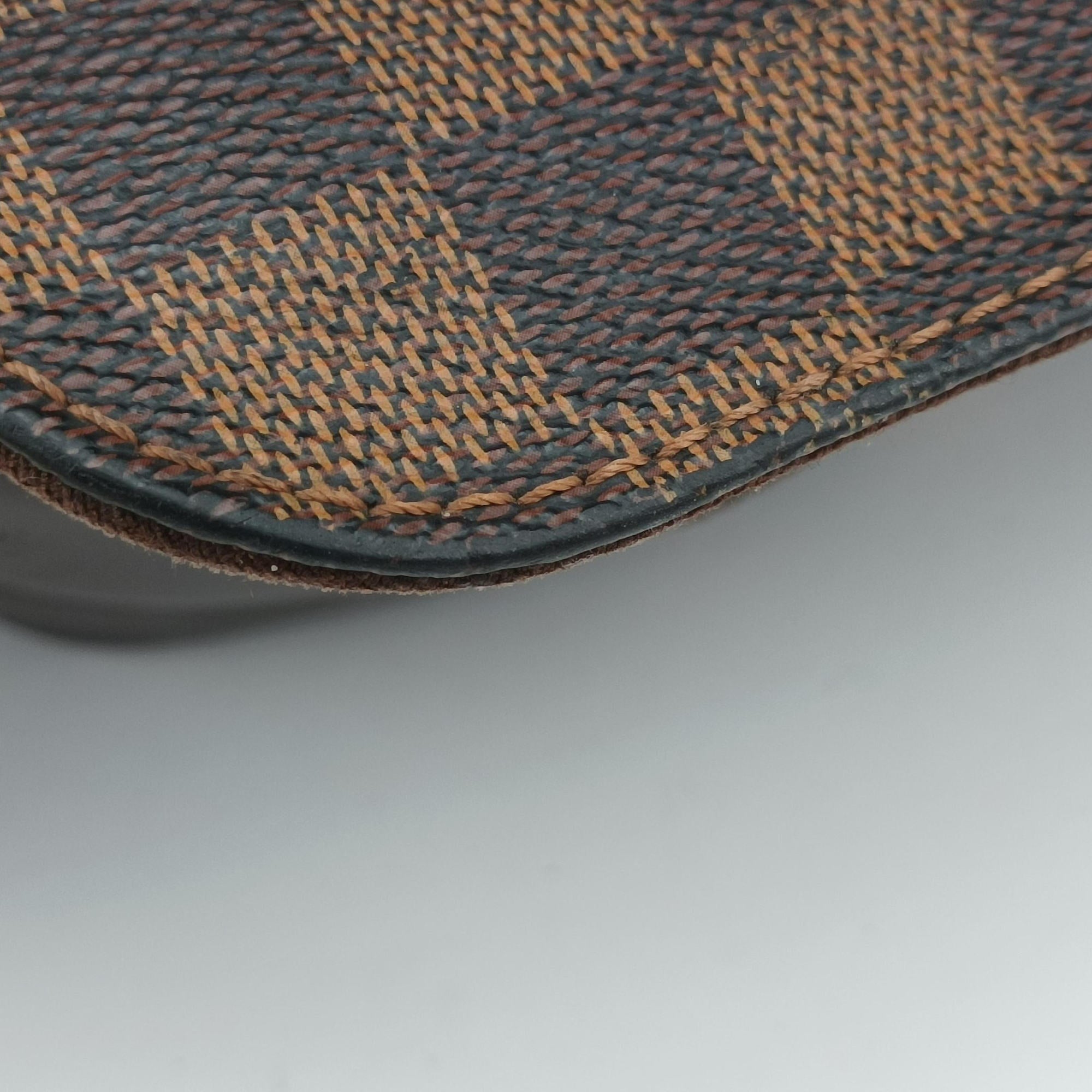 Secondhand Louis Vuitton Bastille Messenger EBENE Damier Canvas N45258 shoulderbag | stylenewstar
