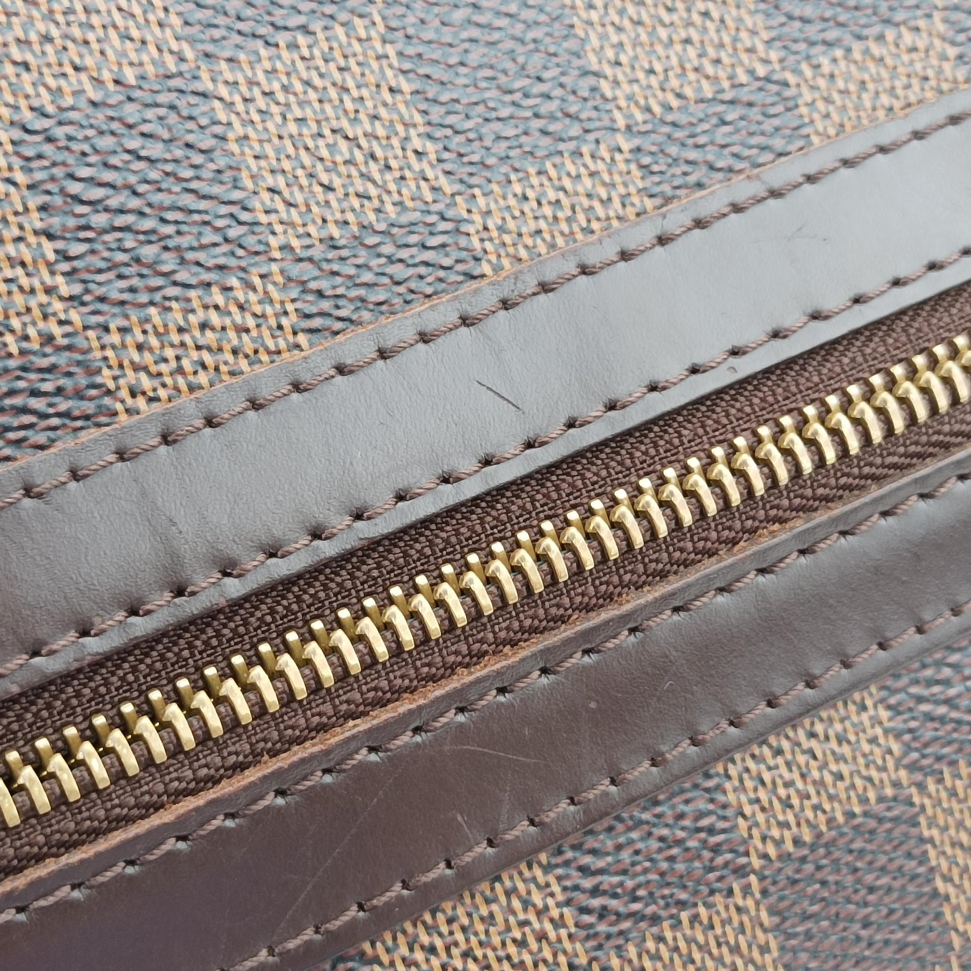 Secondhand Louis Vuitton Bastille Messenger EBENE Damier Canvas N45258 shoulderbag | stylenewstar