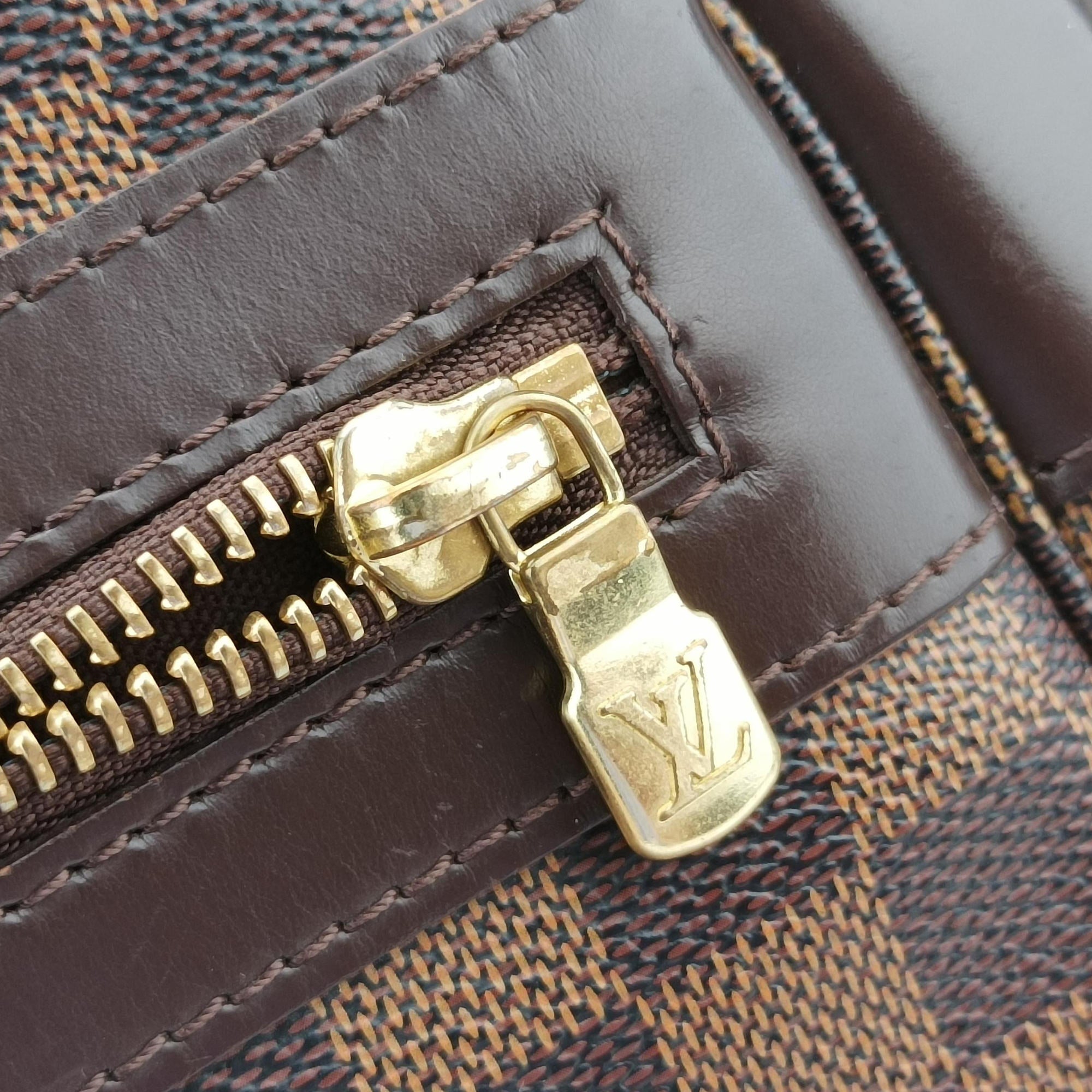 Secondhand Louis Vuitton Bastille Messenger EBENE Damier Canvas N45258 shoulderbag | stylenewstar