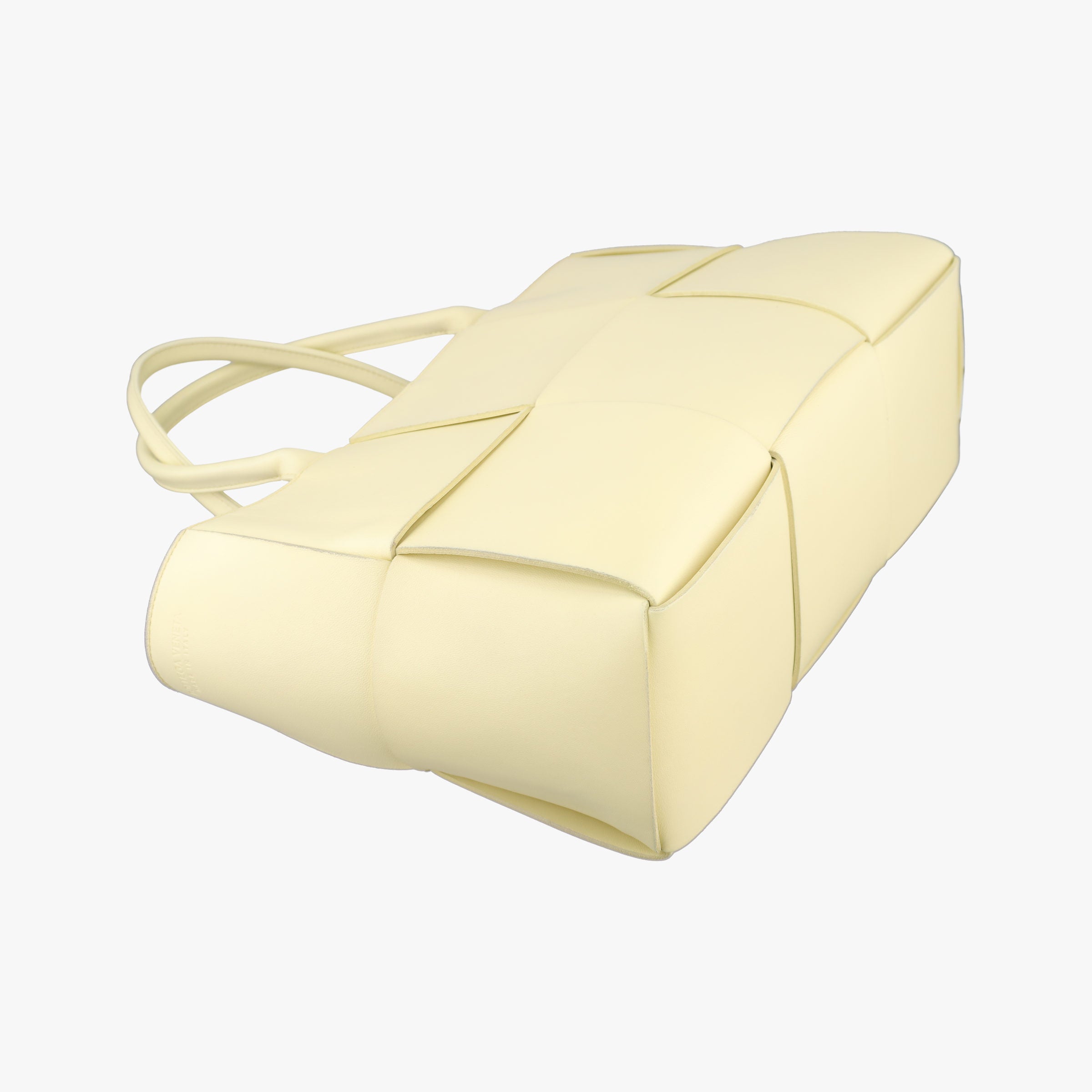 Secondhand Bottega Veneta THE ARCO Tote small Yellow lambskin  handbag | stylenewstar