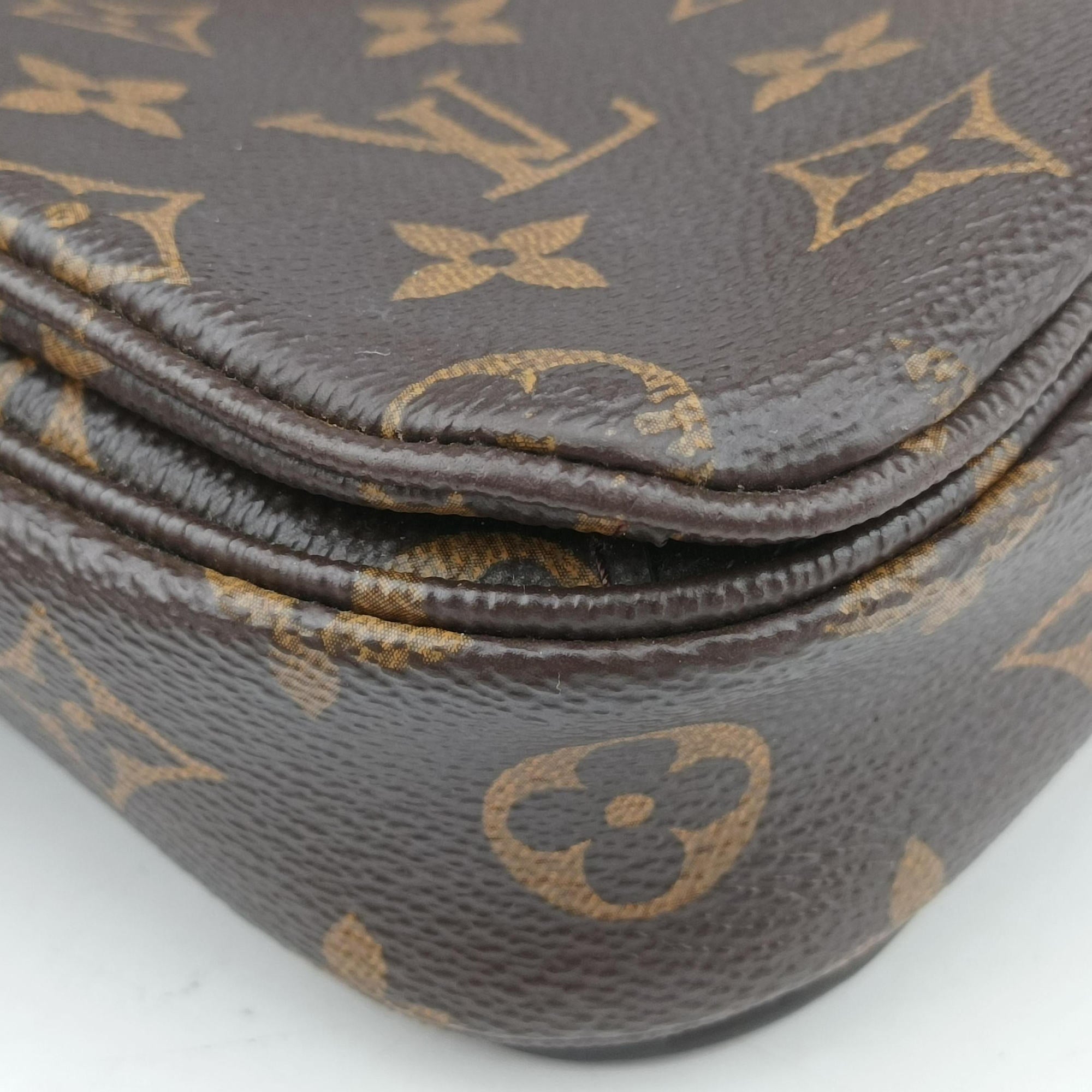 Vintage Louis Vuitton Pochette Metis MM Brown Monogram Canvas M44875 shoulderbag | stylenewstar