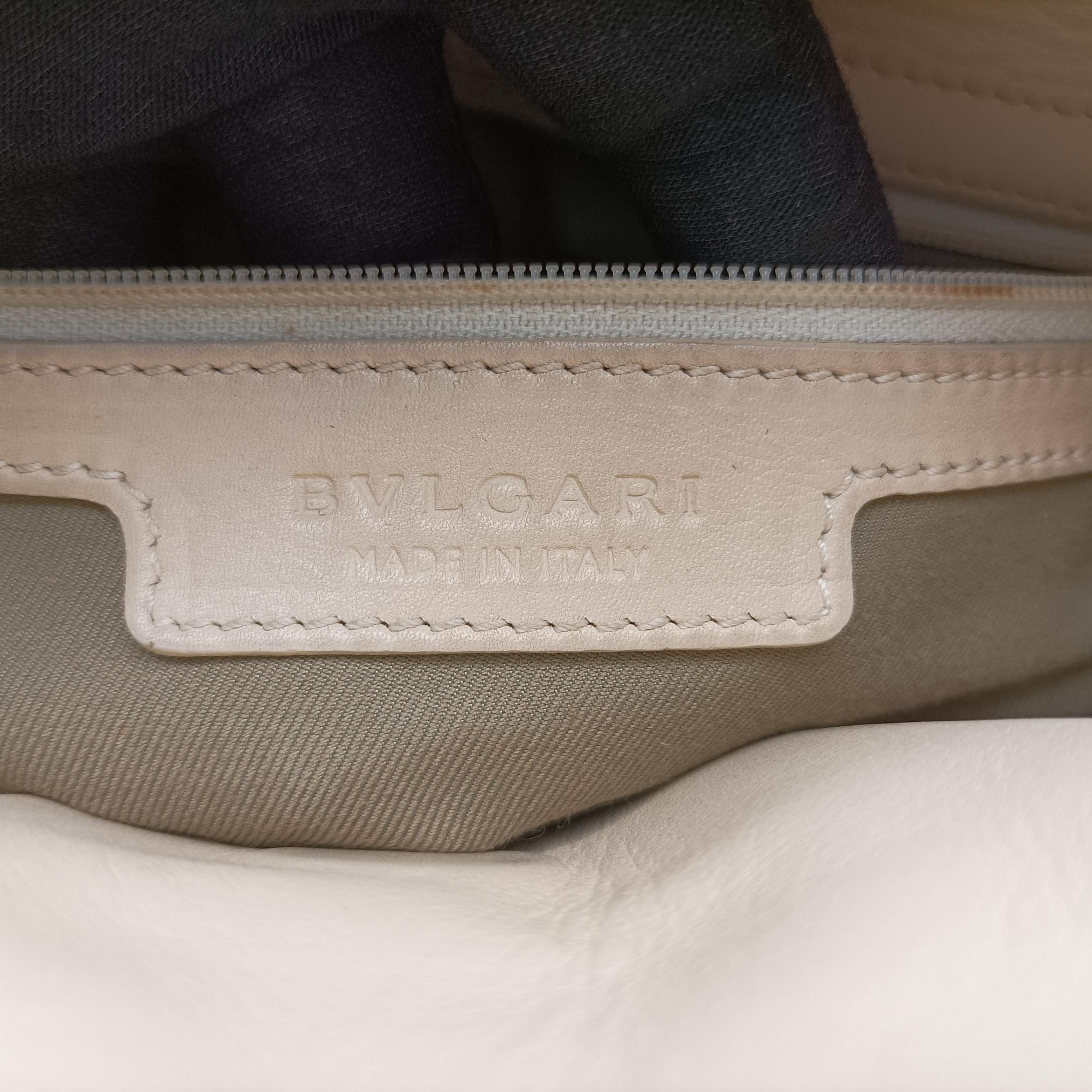 Pre-owned Bvlgari Monete Beige leather  shoulderbag | stylenewstar