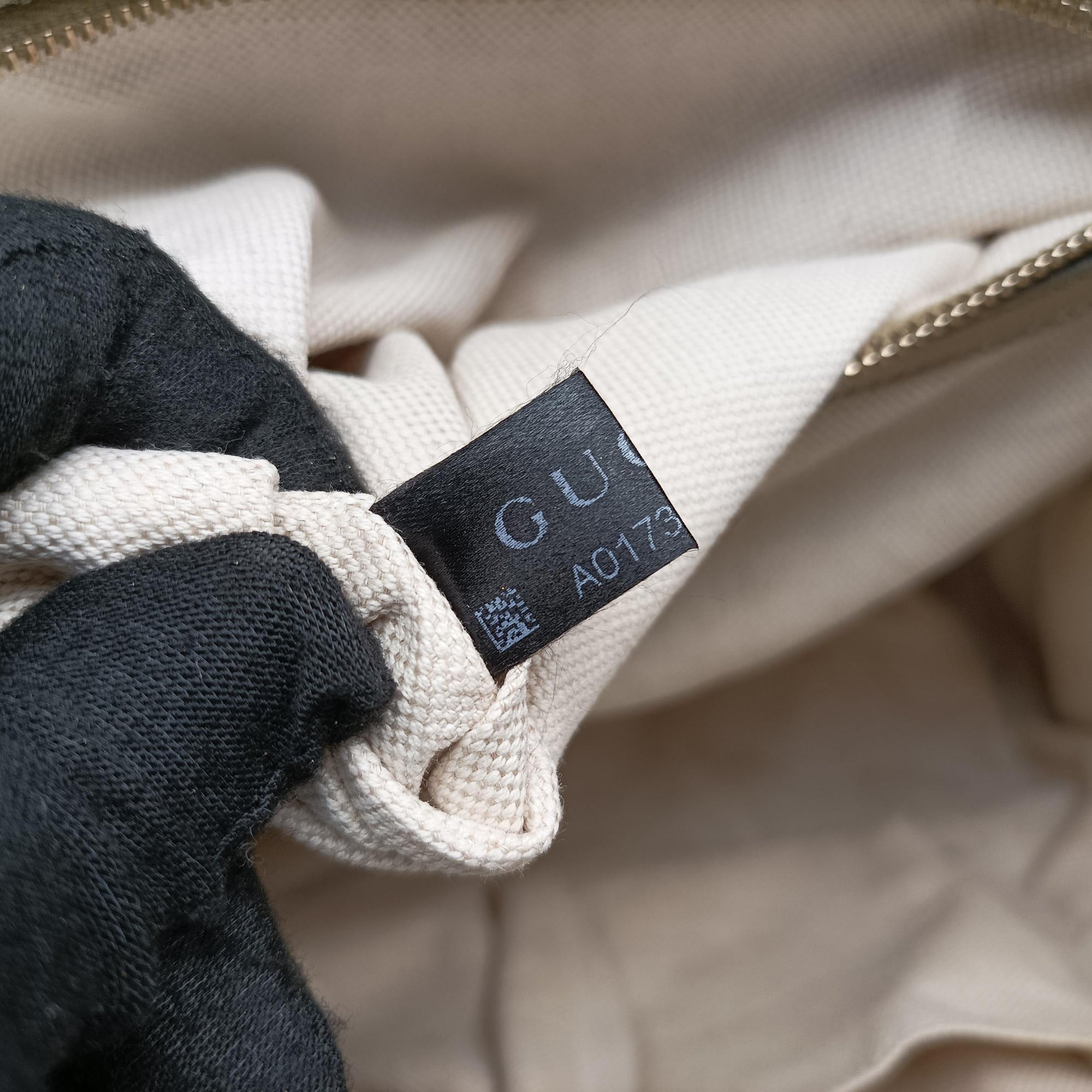 Secondhand Gucci Emily Golden Leather 295403 shoulderbag | stylenewstar
