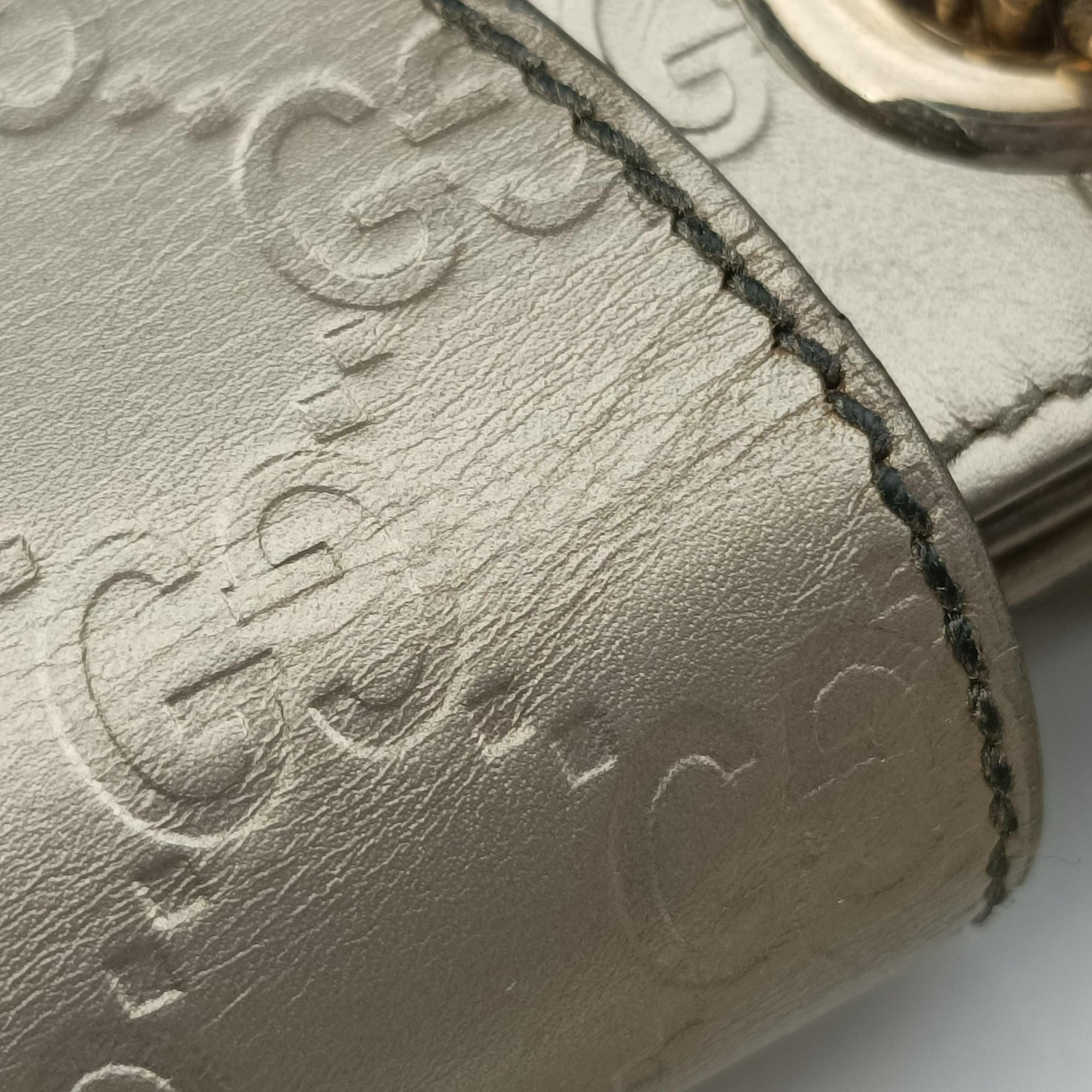 Secondhand Gucci Emily Golden Leather 295403 shoulderbag | stylenewstar