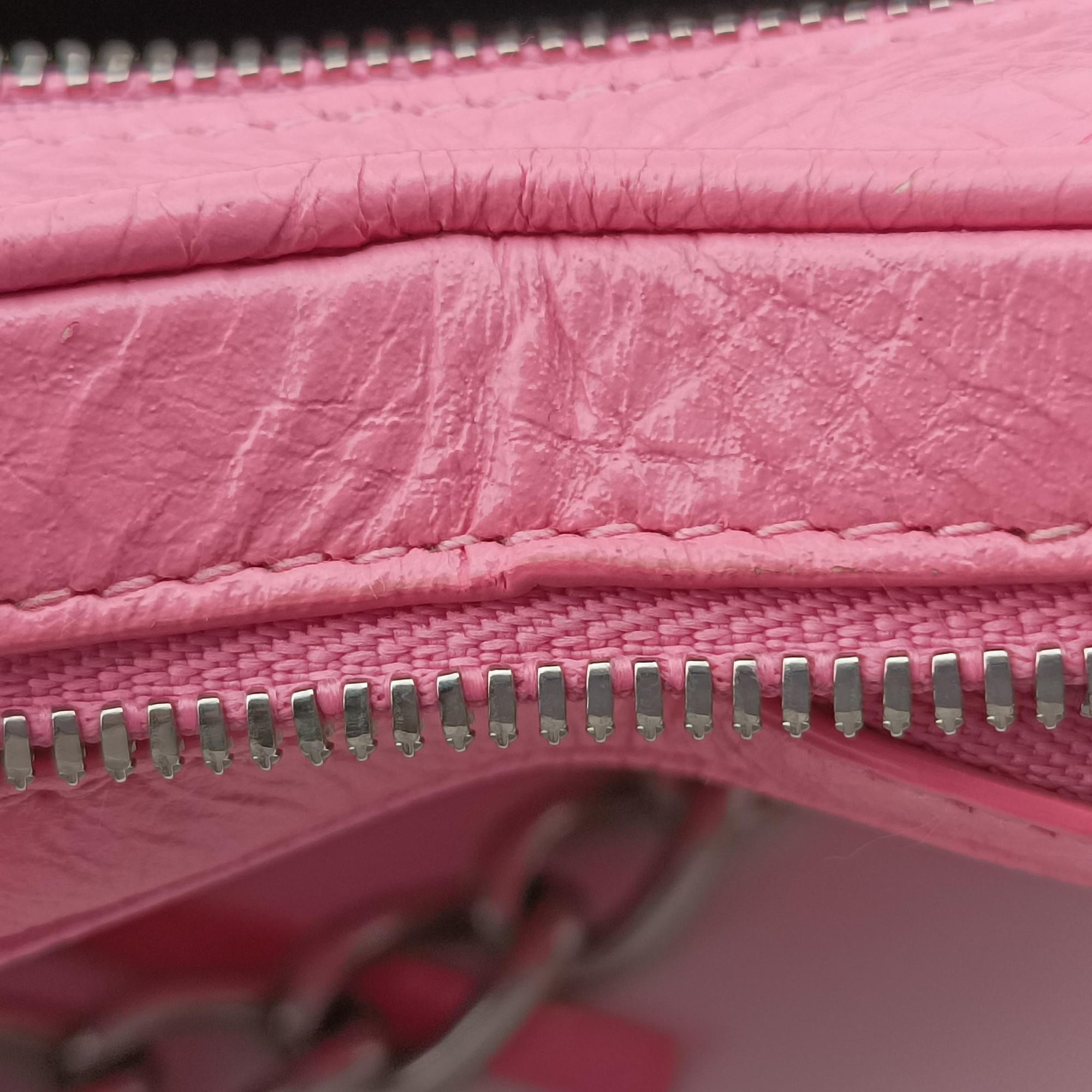 Vintage Balenciaga Le Cagole Heart Mini Pink lambskin  shoulderbag | stylenewstar