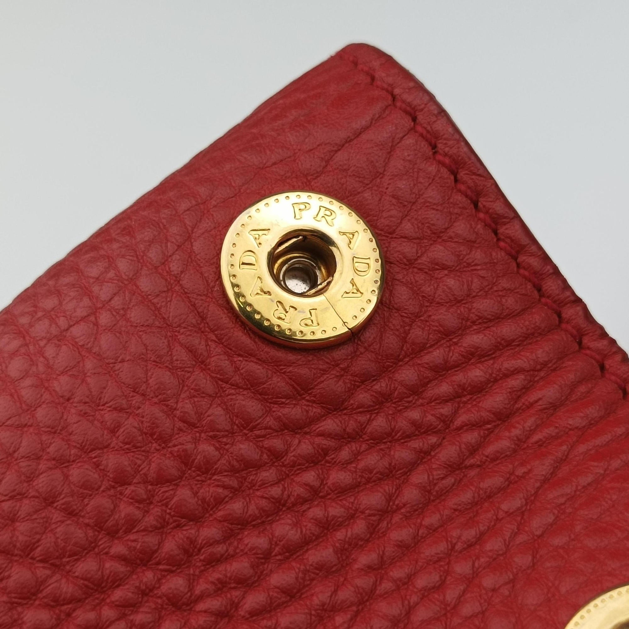 Secondhand Prada Vitello Daino Top Handle Red Leather BN2420 handbag | stylenewstar