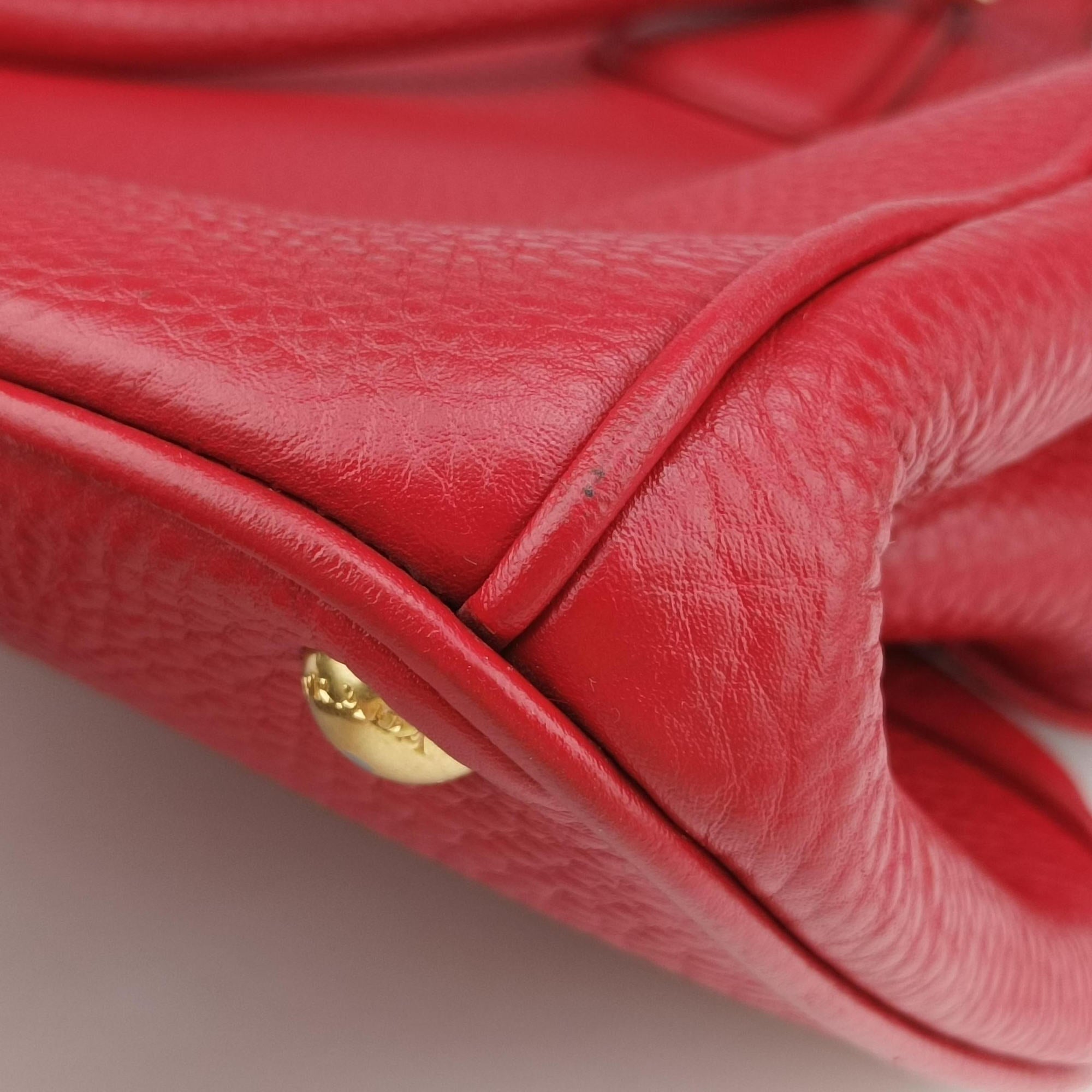 Secondhand Prada Vitello Daino Top Handle Red Leather BN2420 handbag | stylenewstar