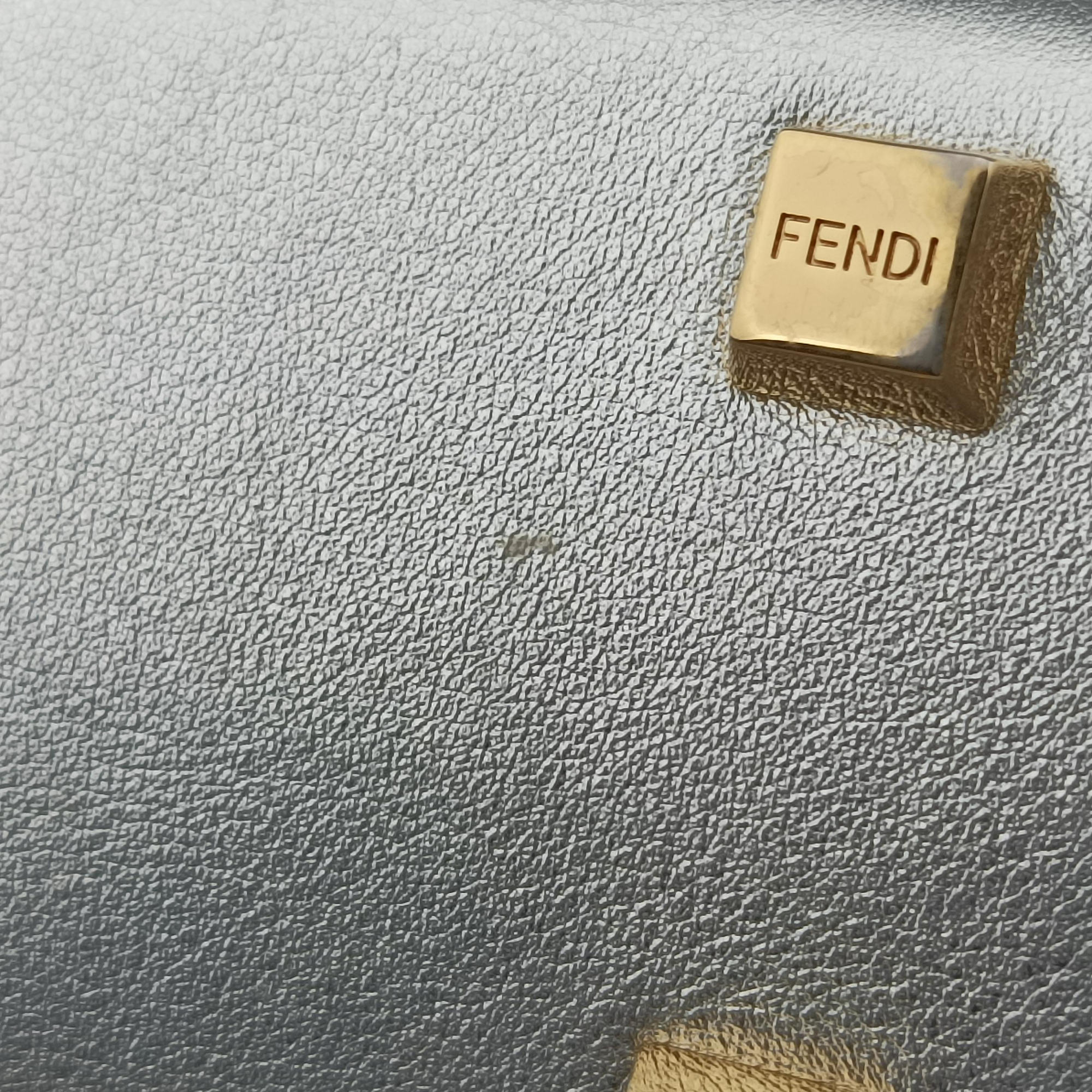 Vintage Fendi MINI SUNSHINE SHOPPER Silver Leather 8BS051 shoulderbag | stylenewstar