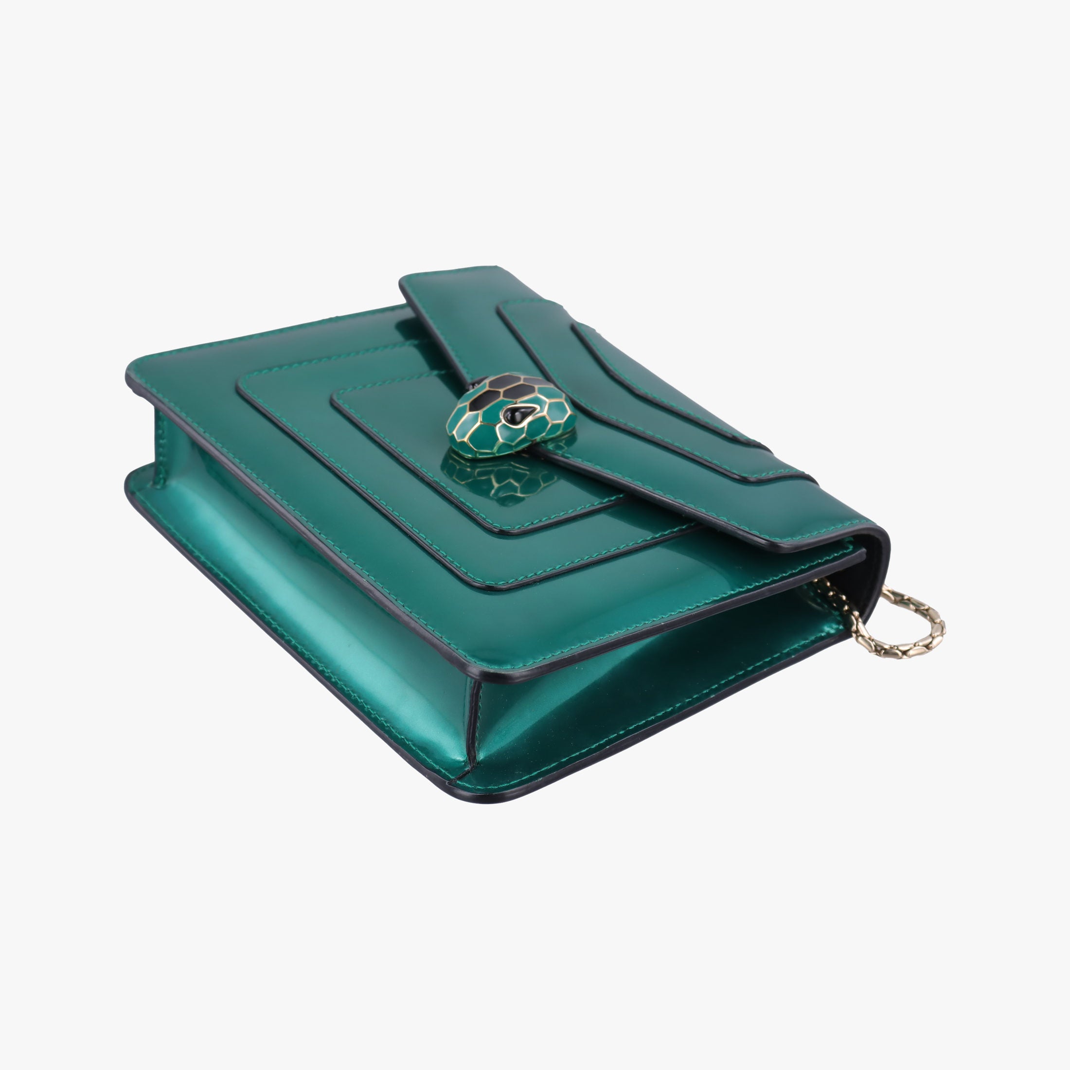 Pre-owned Bvlgari Serpenti Forever Green enamel  shoulderbag | stylenewstar