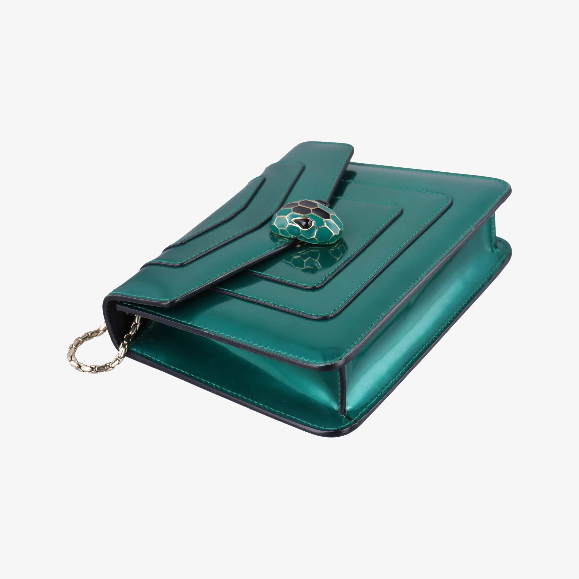 Pre-owned Bvlgari Serpenti Forever Green enamel  shoulderbag | stylenewstar