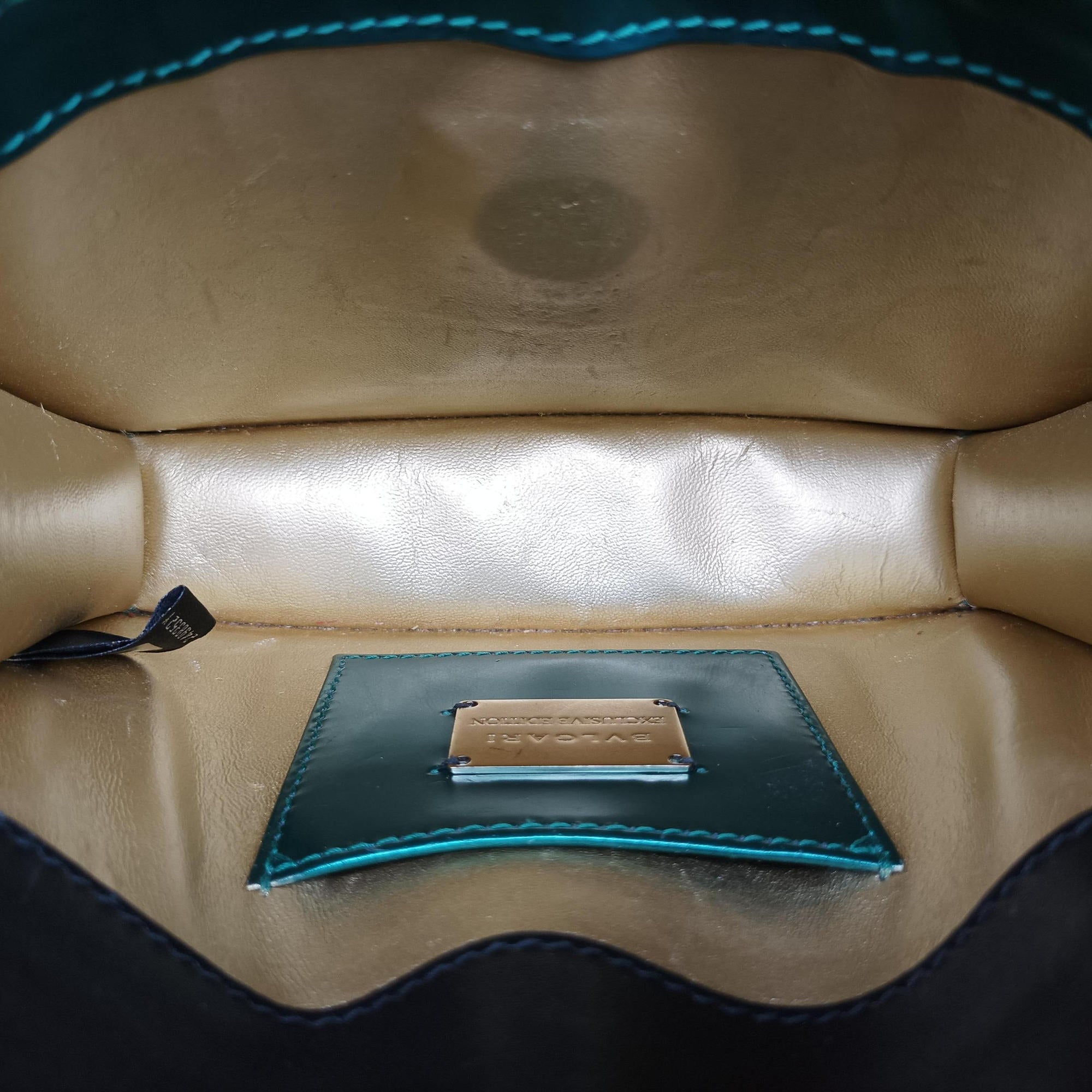 Pre-owned Bvlgari Serpenti Forever Green enamel  shoulderbag | stylenewstar