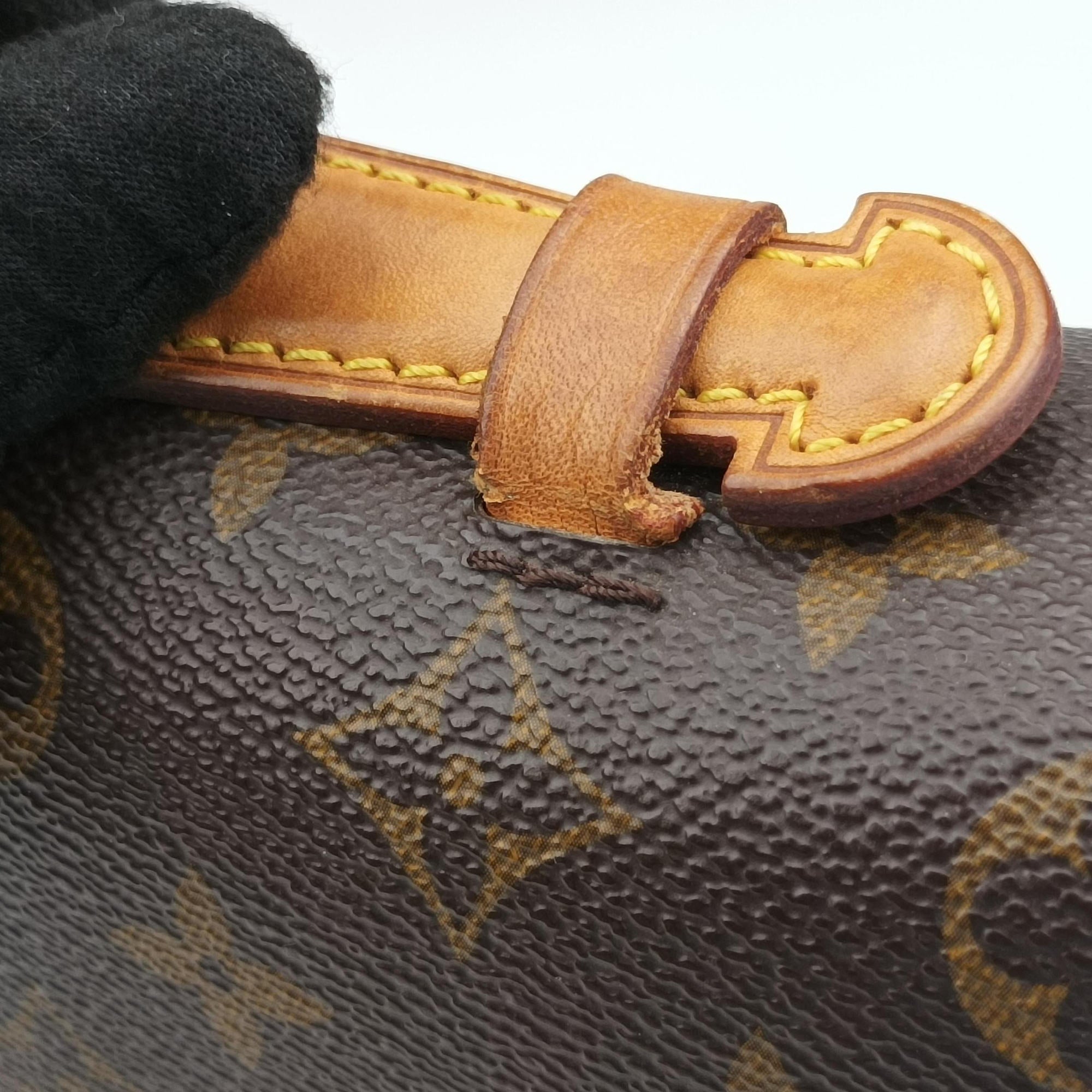 Vintage Louis Vuitton Pochette Metis MM Brown Monogram Canvas M44875 shoulderbag | stylenewstar