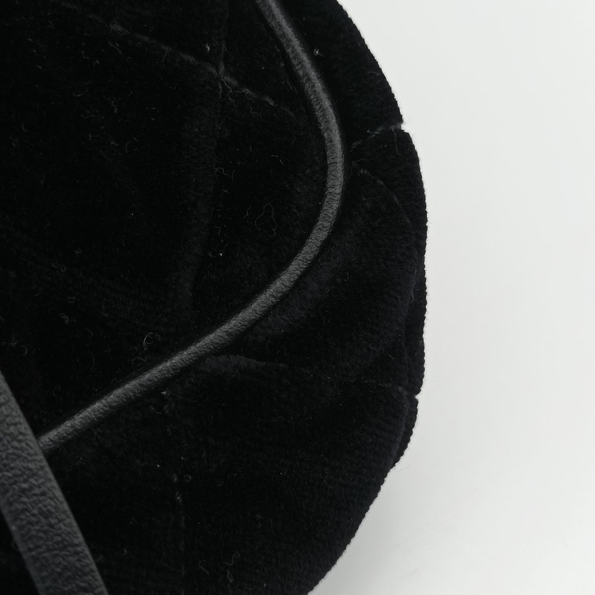 Vintage Prada Impuntu Velluto Corsaire Black Velvet×Calf Leather  bum bag/waist bag | stylenewstar