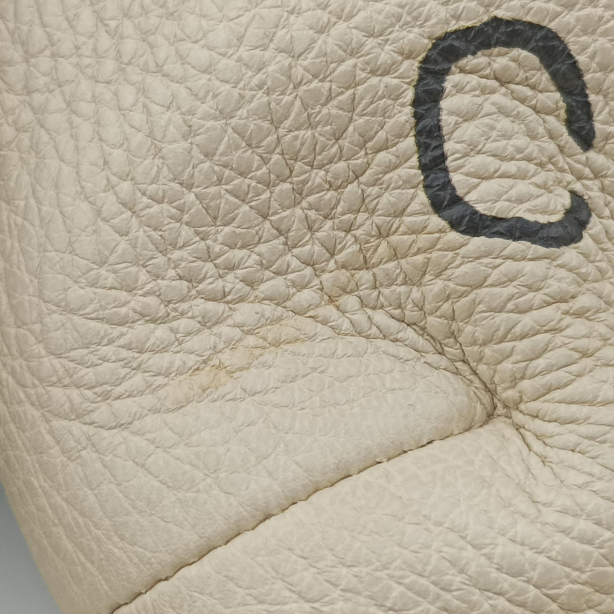 Secondhand Gucci Print White Leather 493869 bum bag/waist bag | stylenewstar