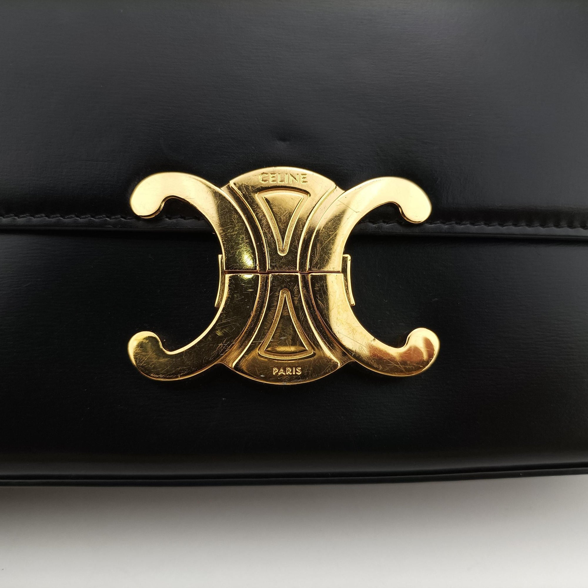 Pre-owned Celine Teen Triomphe Black Leather  shoulderbag | stylenewstar