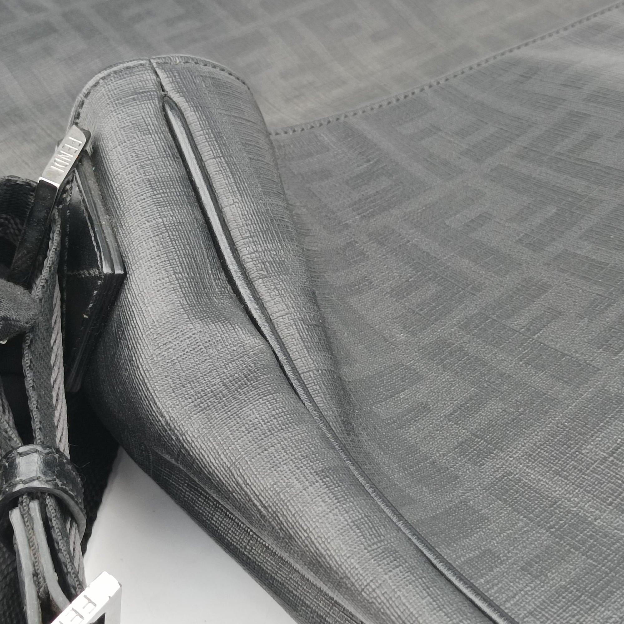 Vintage Fendi Zucca Grey leather 7VA195 shoulderbag | stylenewstar