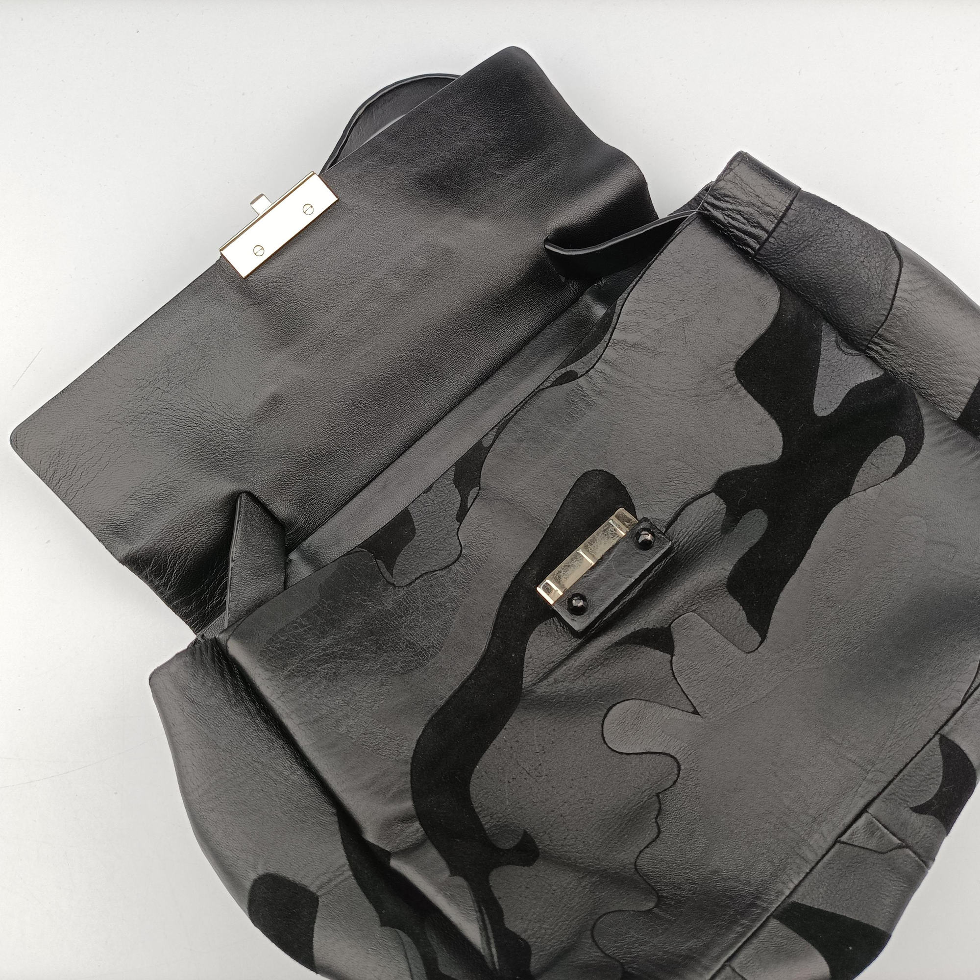 Vintage Valentino Rockstud Black Canvas×Leather  shoulderbag | stylenewstar