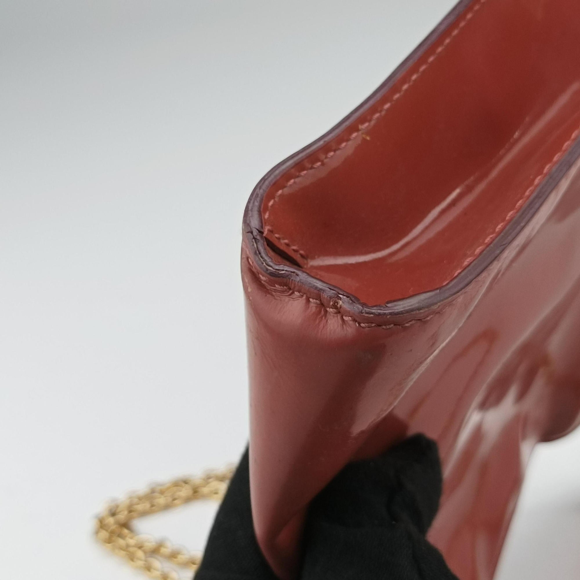 Pre-owned Ferragamo Ginny Vara Red Leather  shoulderbag | stylenewstar