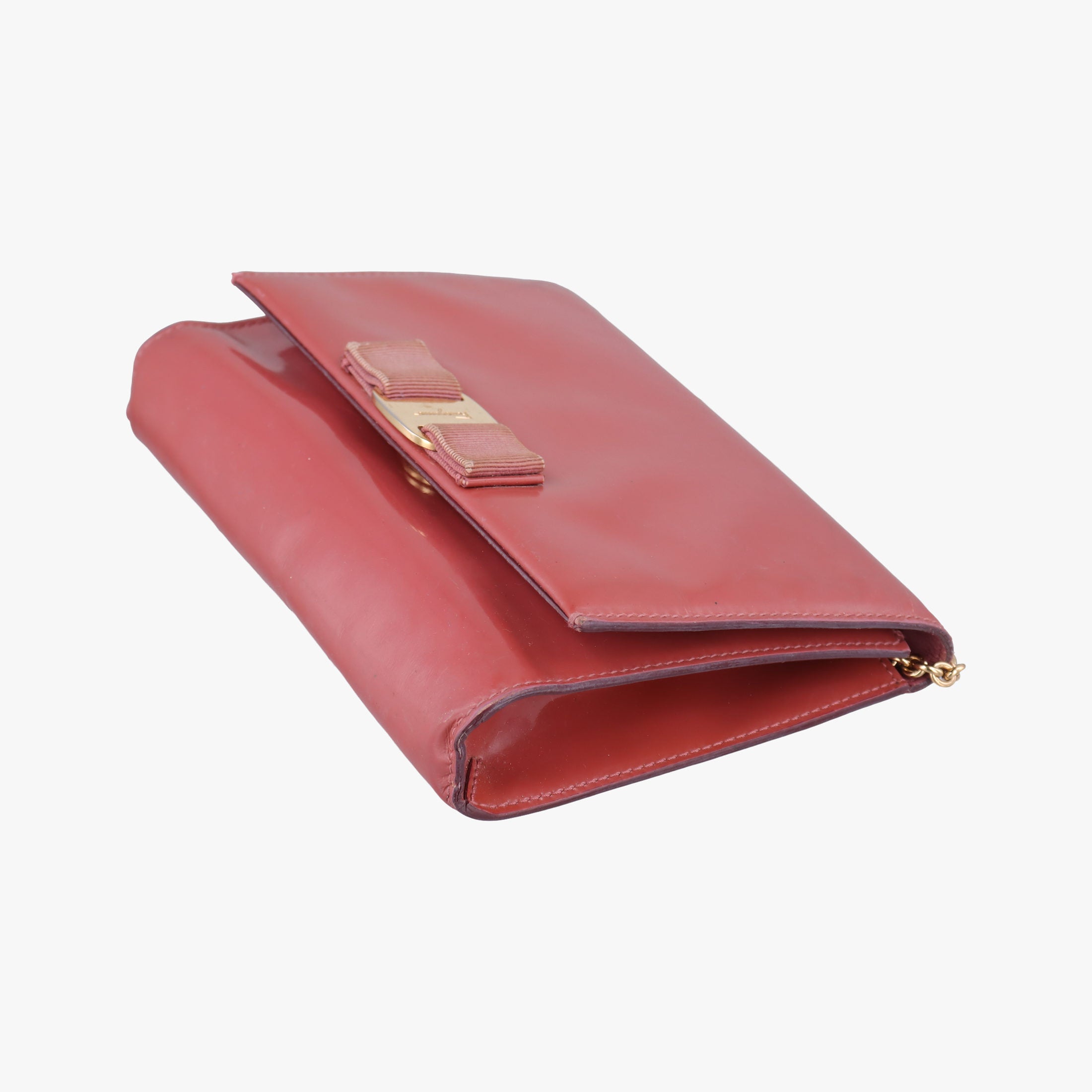 Pre-owned Ferragamo Ginny Vara Red Leather  shoulderbag | stylenewstar