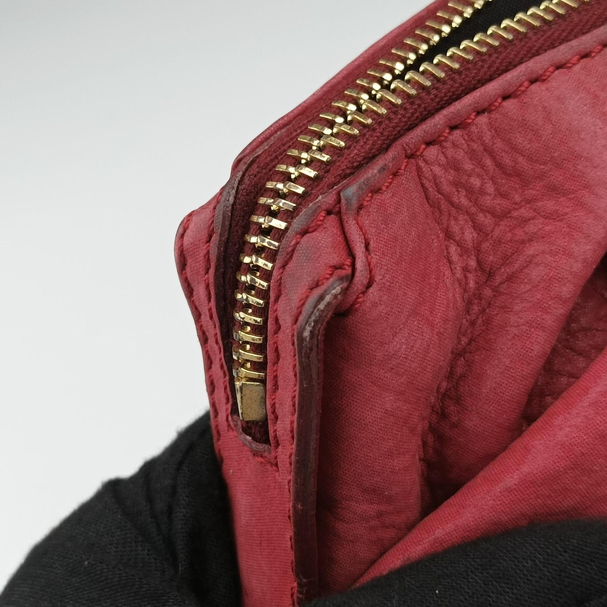 Pre-owned Fendi Lampo FF Logo Red Leather 8BR636 shoulderbag | stylenewstar