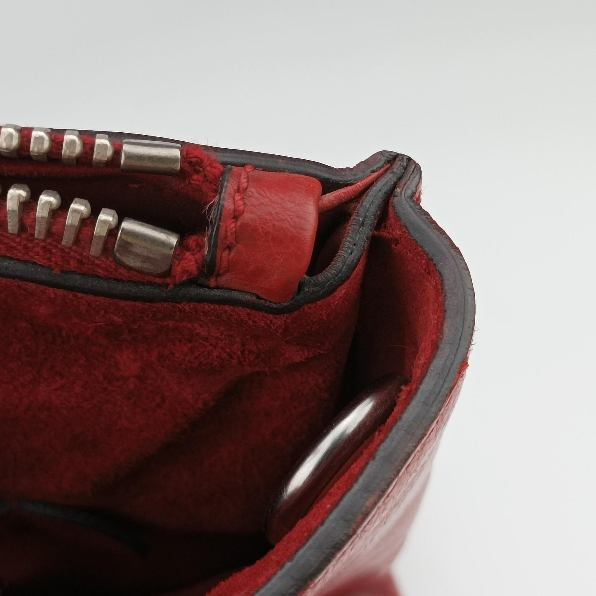 Pre-owned Prada Twin Pocket Winged Tote Red Leather BN2619 handbag | stylenewstar