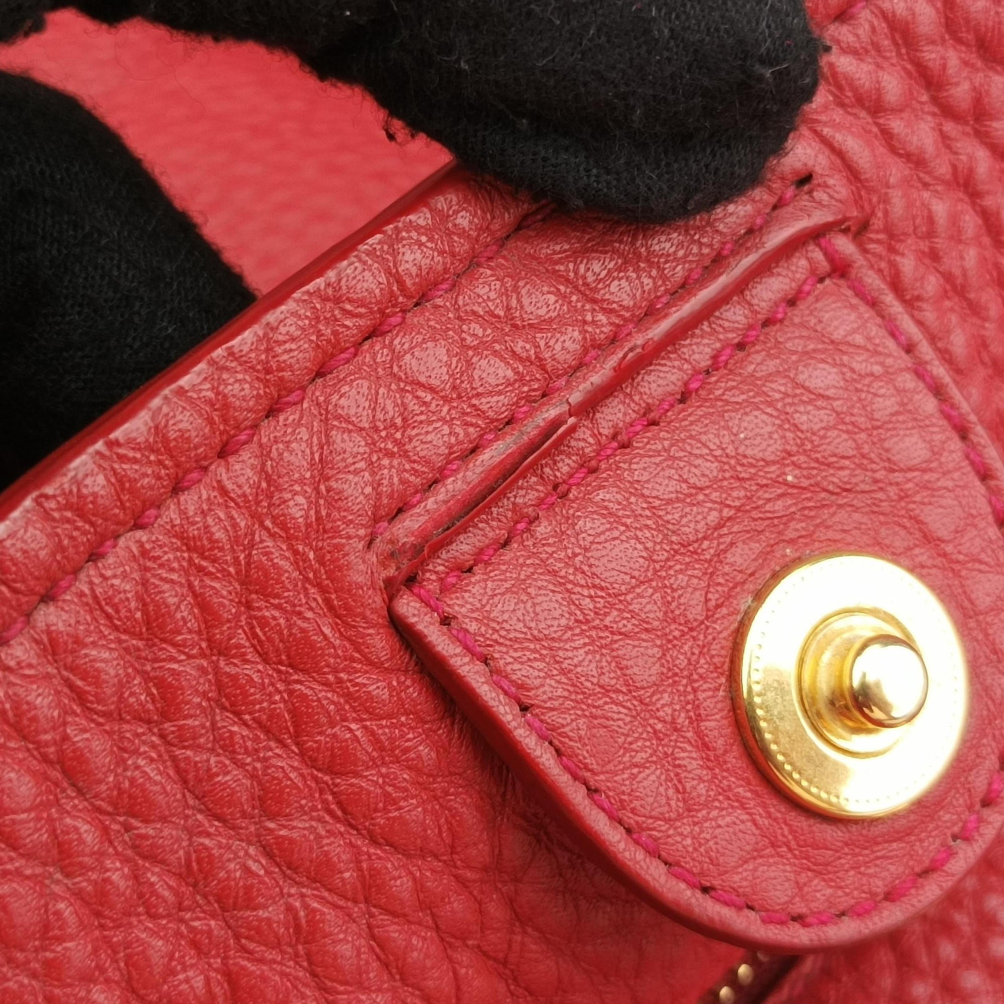Pre-owned Prada Vitello Phoenix Red Leather BN1713 handbag | stylenewstar