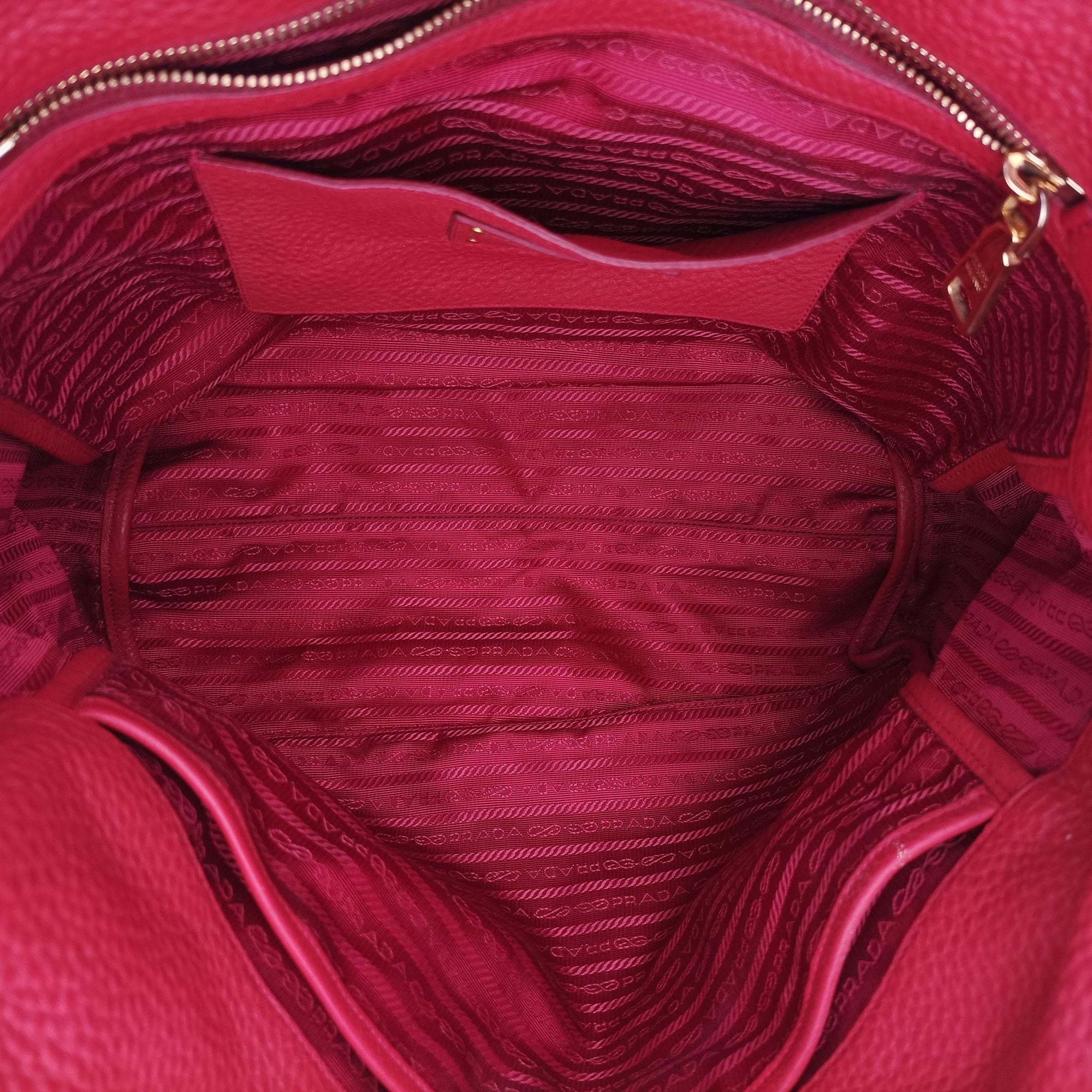 Pre-owned Prada Vitello Phoenix Red Leather BN1713 handbag | stylenewstar