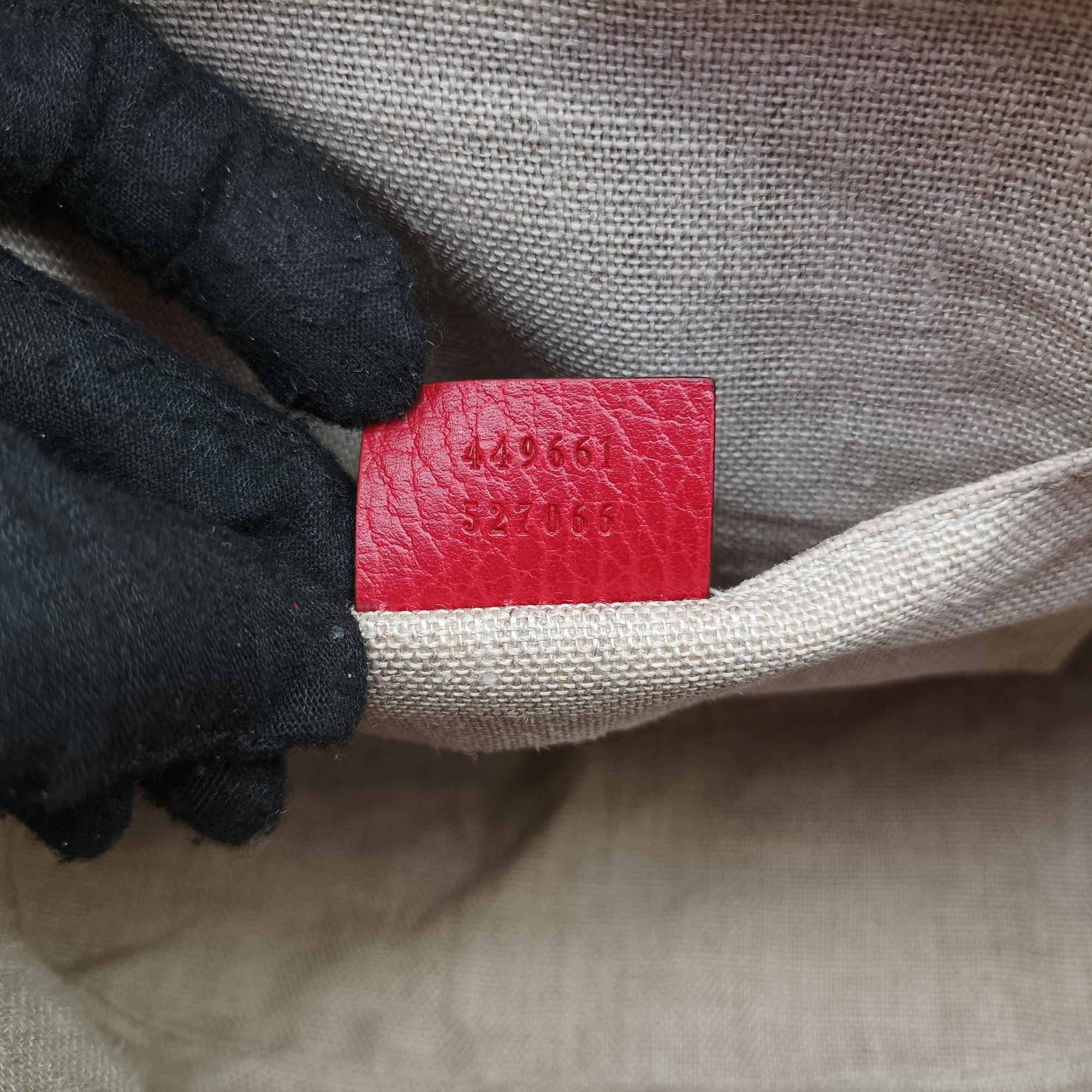 Secondhand Gucci Interlocking G charm Dome Red Leather 449661 handbag | stylenewstar