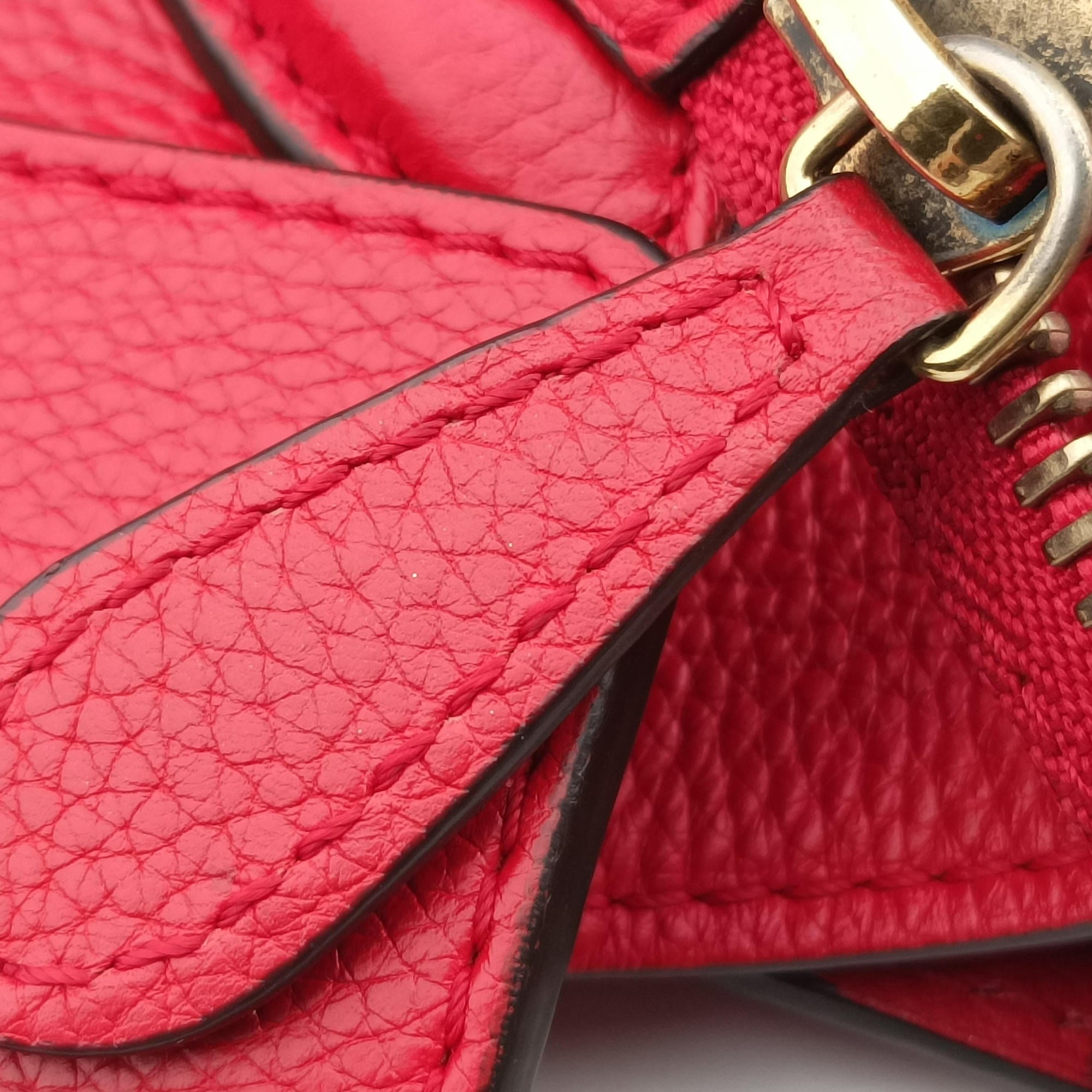 Secondhand Celine Luggage Mini Shopper Red Leather  handbag | stylenewstar