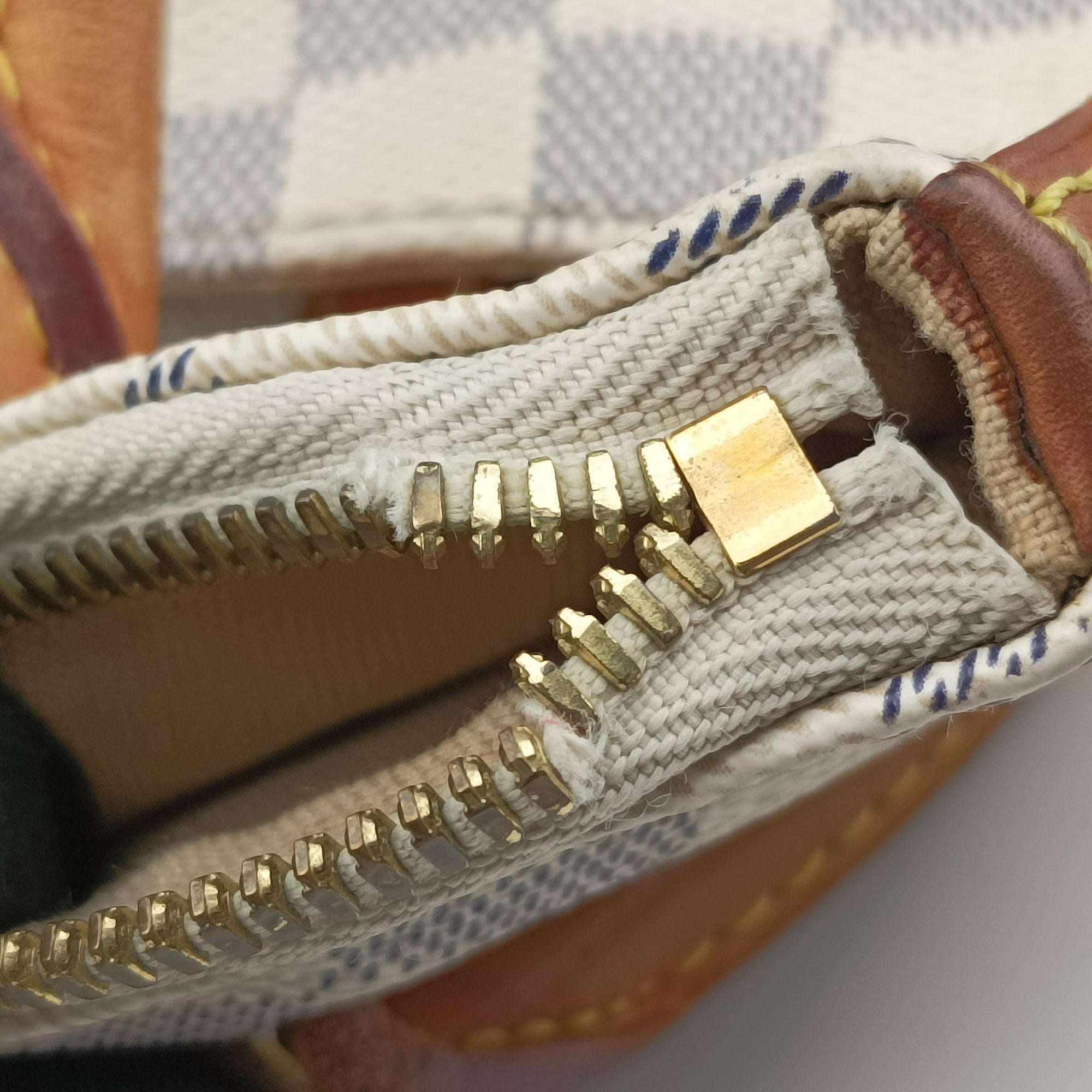 Vintage Louis Vuitton Figheri PM Azur Damier Canvas N41176 shoulderbag | stylenewstar