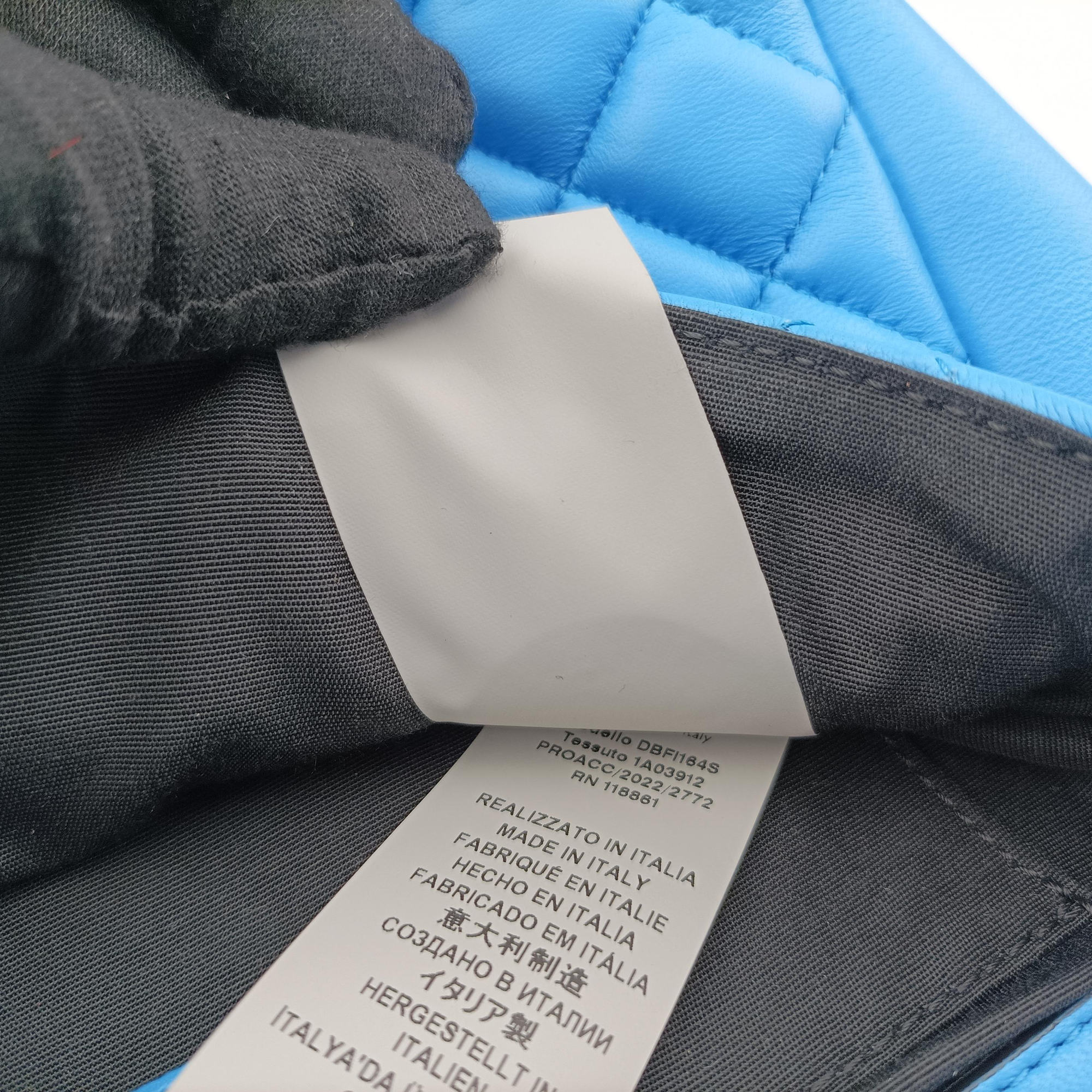 Pre-owned VERSACE Medusa Blue Leather  shoulderbag | stylenewstar