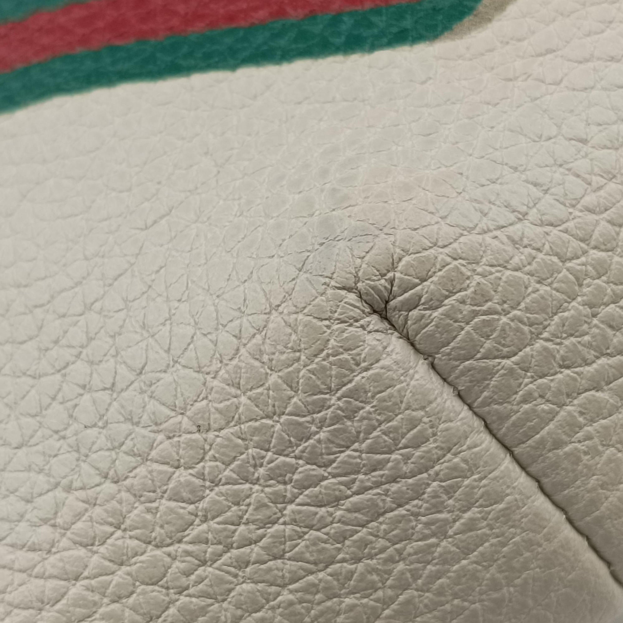 Vintage Gucci Print White Leather 527792 bum bag/waist bag | stylenewstar