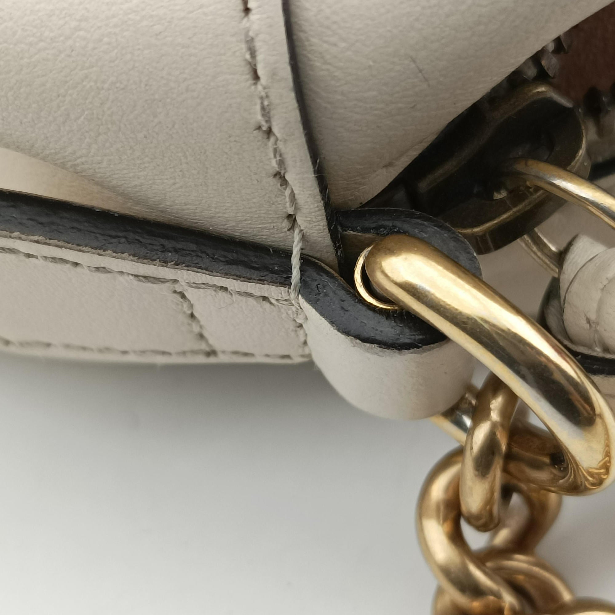 Vintage Gucci GG Marmont White Leather 447632 shoulderbag | stylenewstar