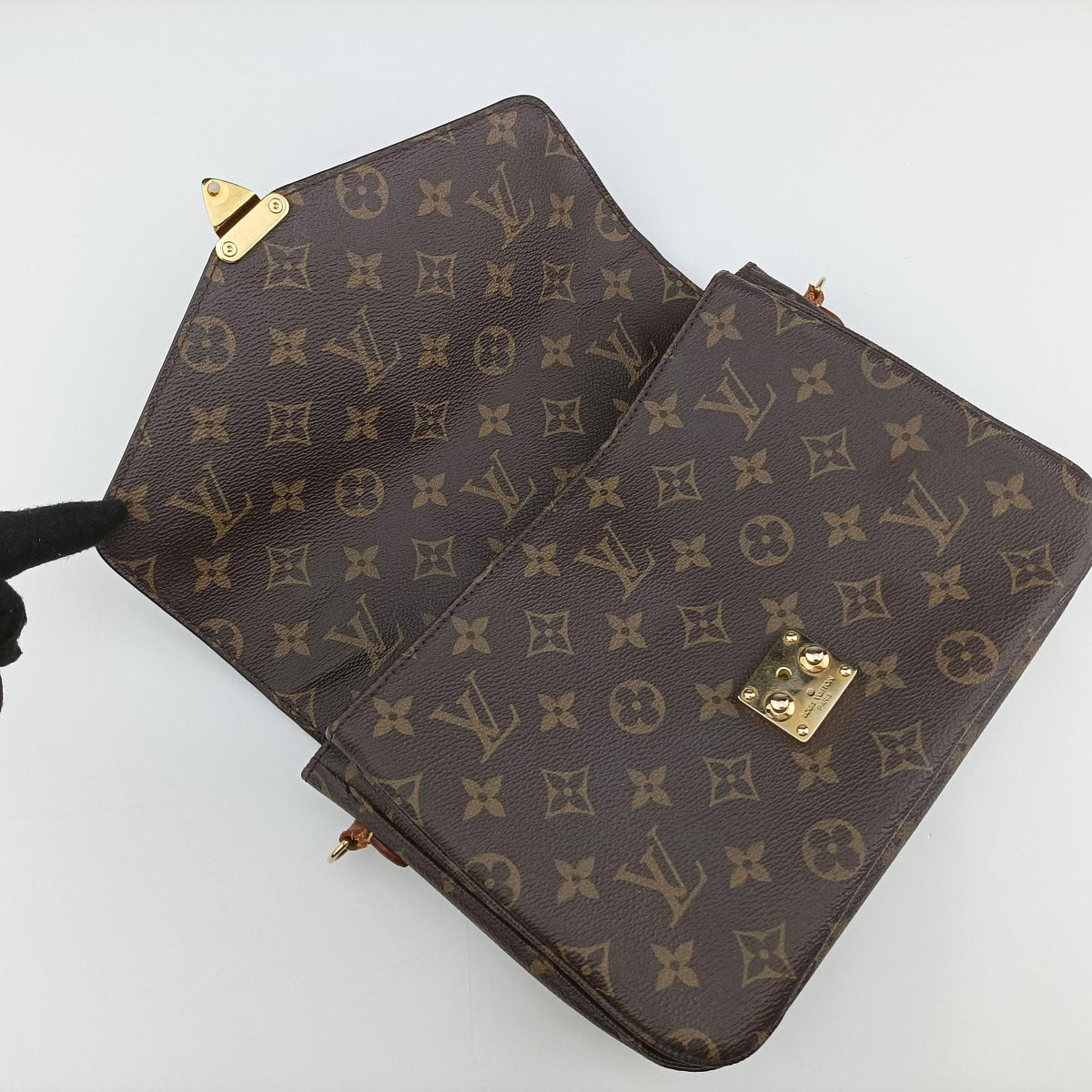 Pre-owned Louis Vuitton Pochette Metis MM Brown Monogram Canvas M44875 shoulderbag | stylenewstar