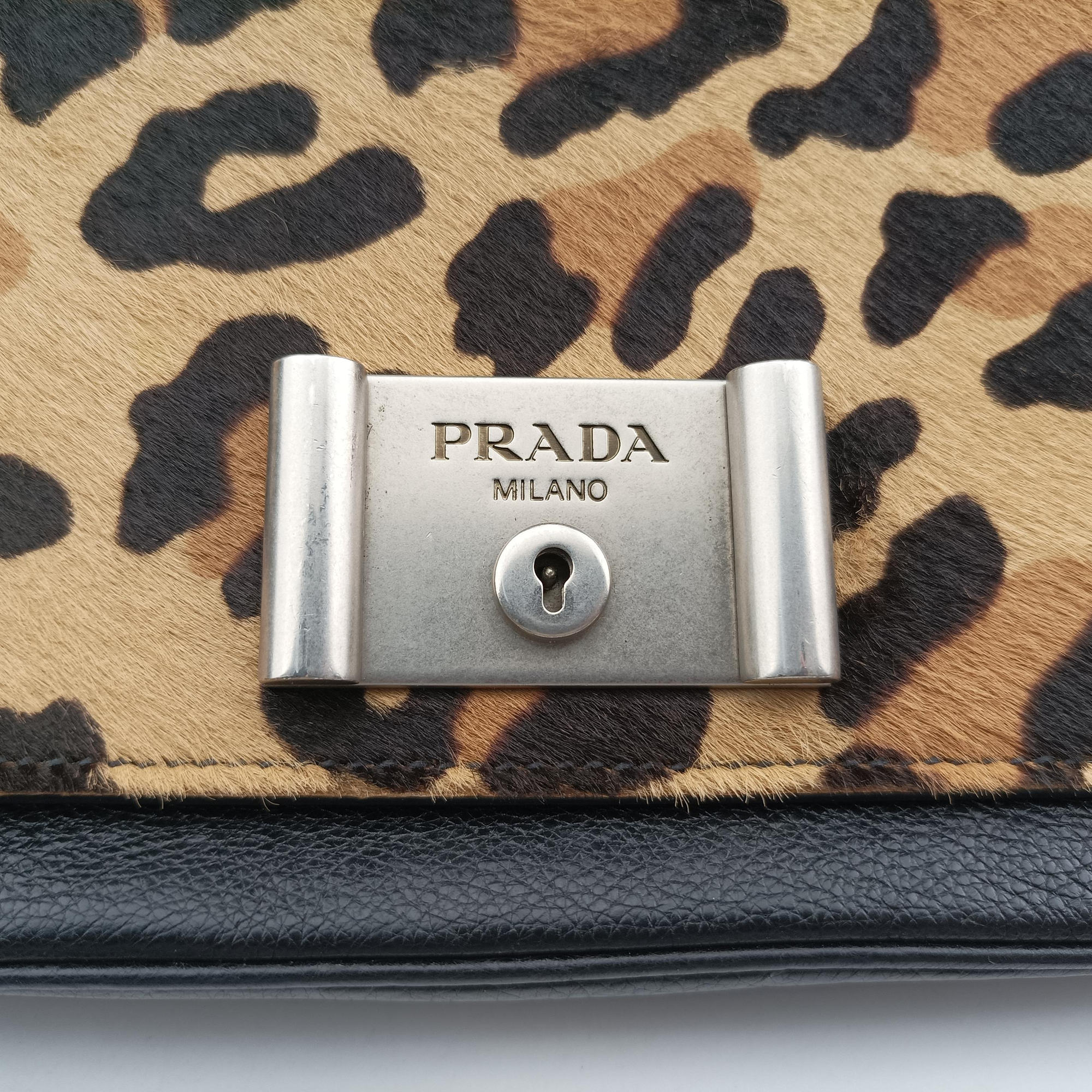Pre-owned Prada Leopard print Brown×Multicolour ponyhair×leather 1BD009 shoulderbag | stylenewstar